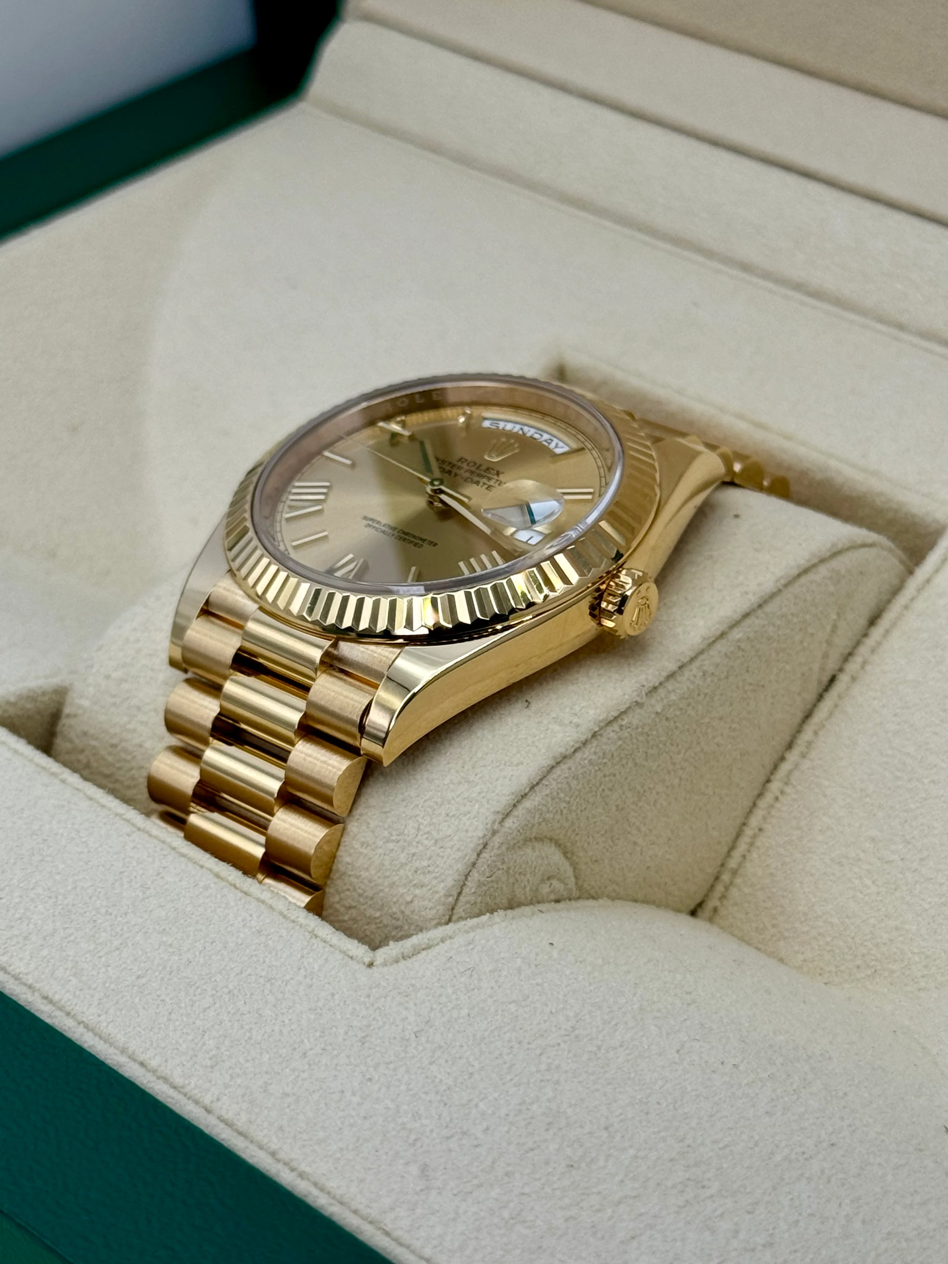 2021 Rolex Day-Date 40mm 228238 Presidential Champagne Dial - Image 5
