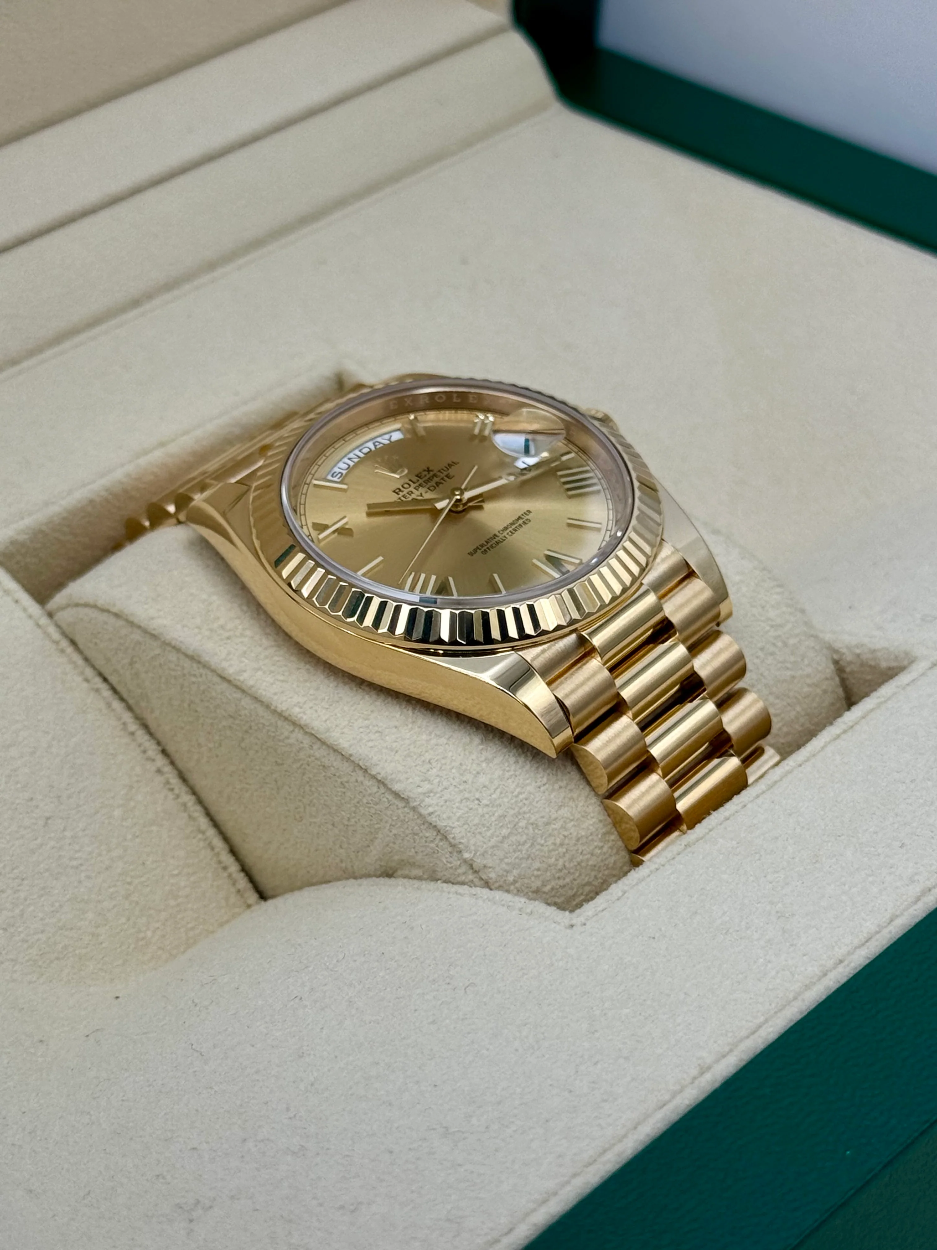 2021 Rolex Day-Date 40mm 228238 Presidential Champagne Dial - Image 6