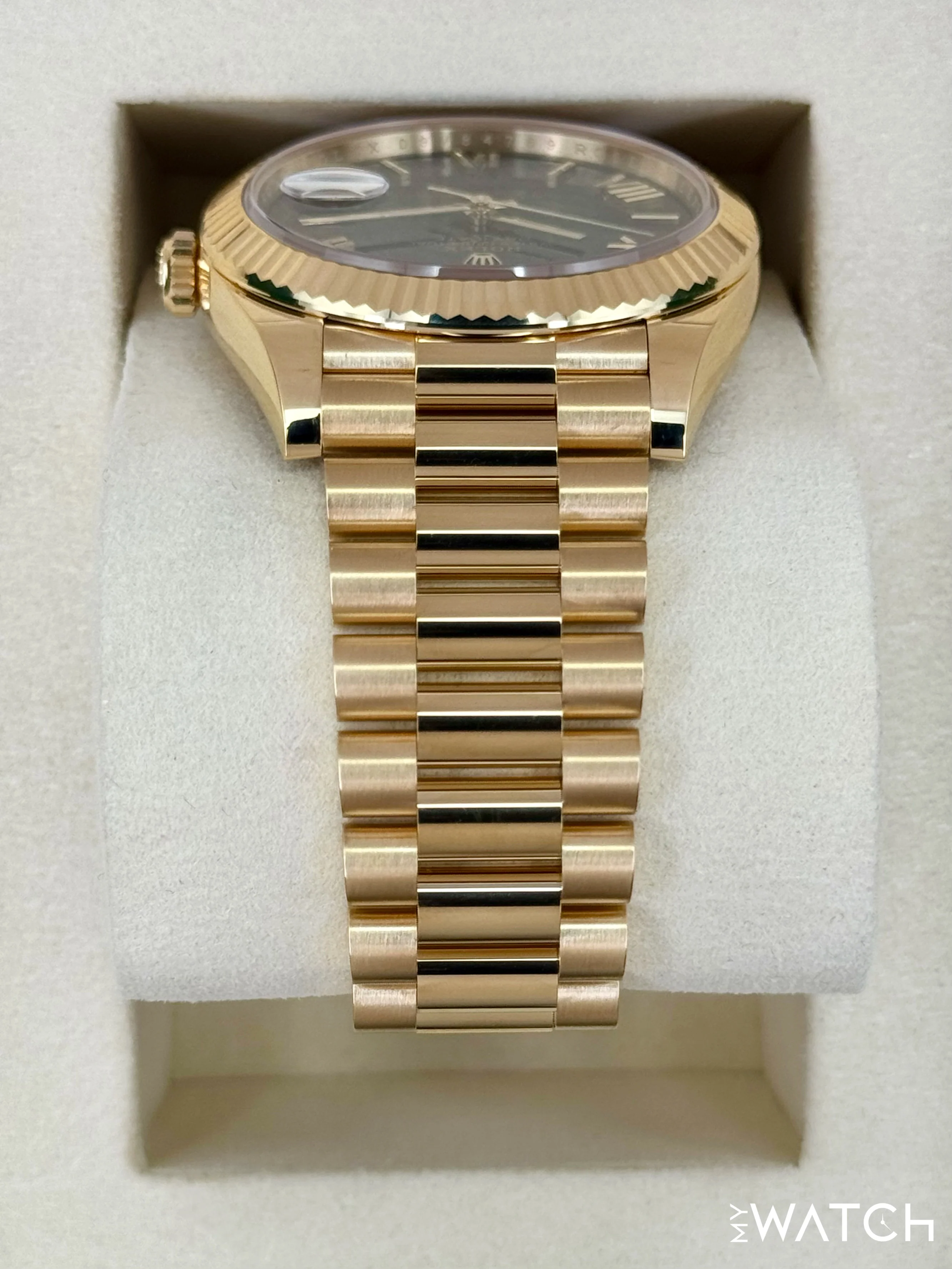 NEW 2025 Rolex Day-Date 40mm 228238 Presidential Green Ombre Dial - Image 4