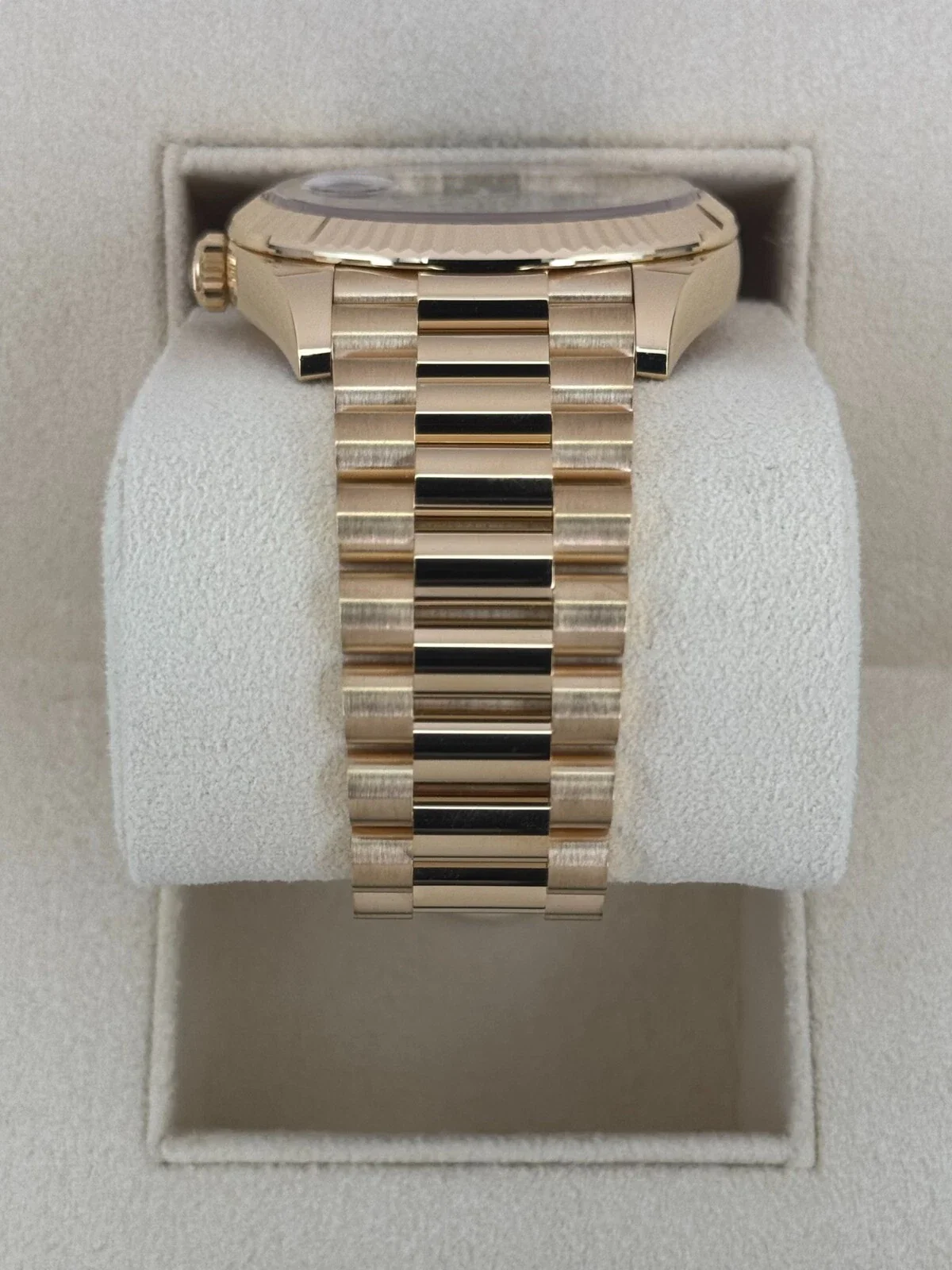 NEW 2025 Rolex Day-Date 40mm 228238 Yellow Gold Black Dial - Image 4