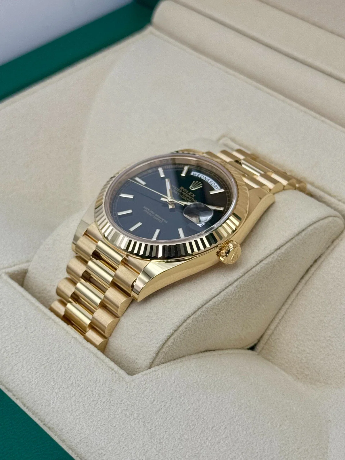 NEW 2025 Rolex Day-Date 40mm 228238 Yellow Gold Black Dial - Image 5