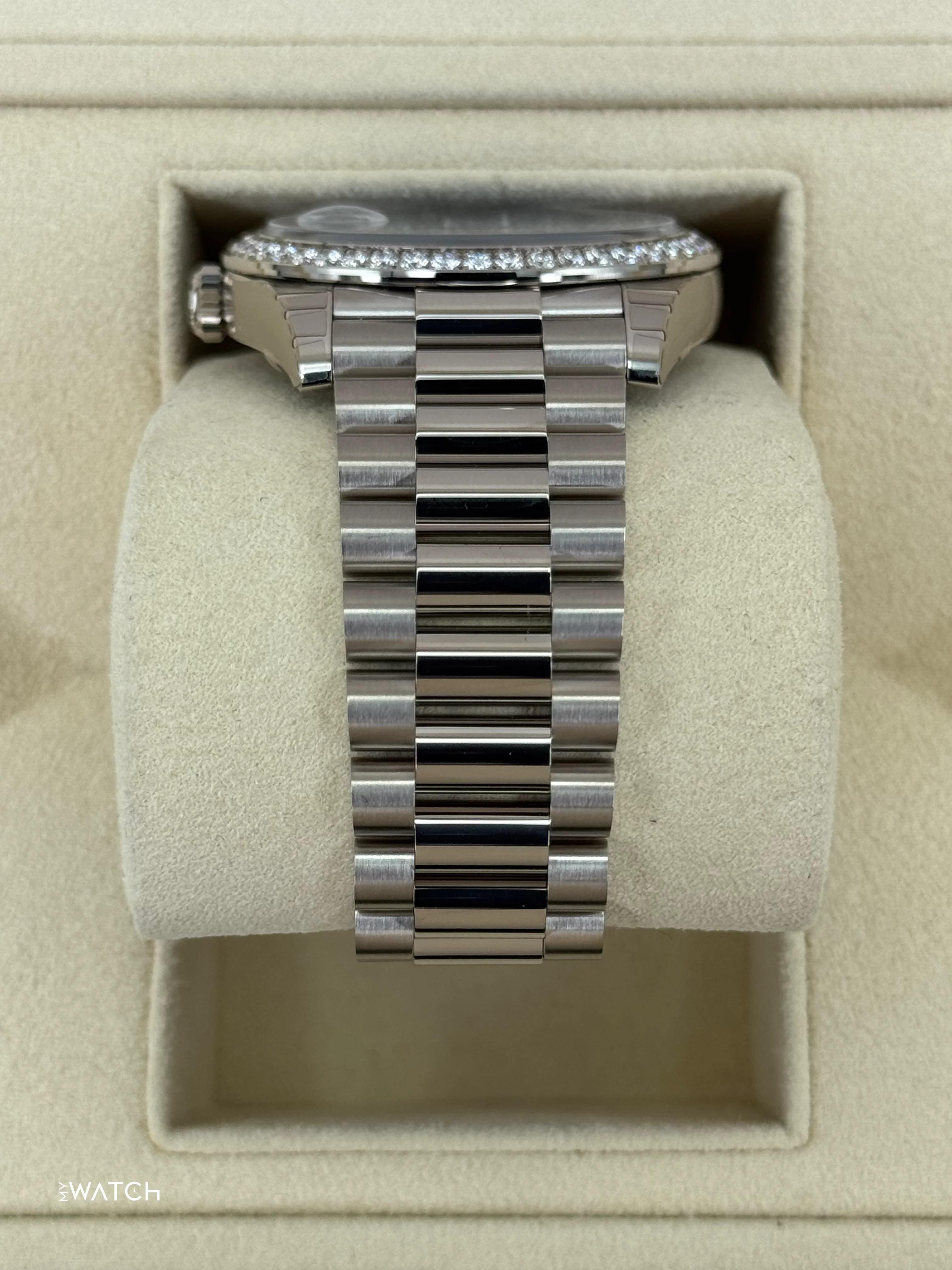 NEW 2025 Rolex Day-Date 40mm 228349RBR Presidential Blue Ombre Dial - Image 4
