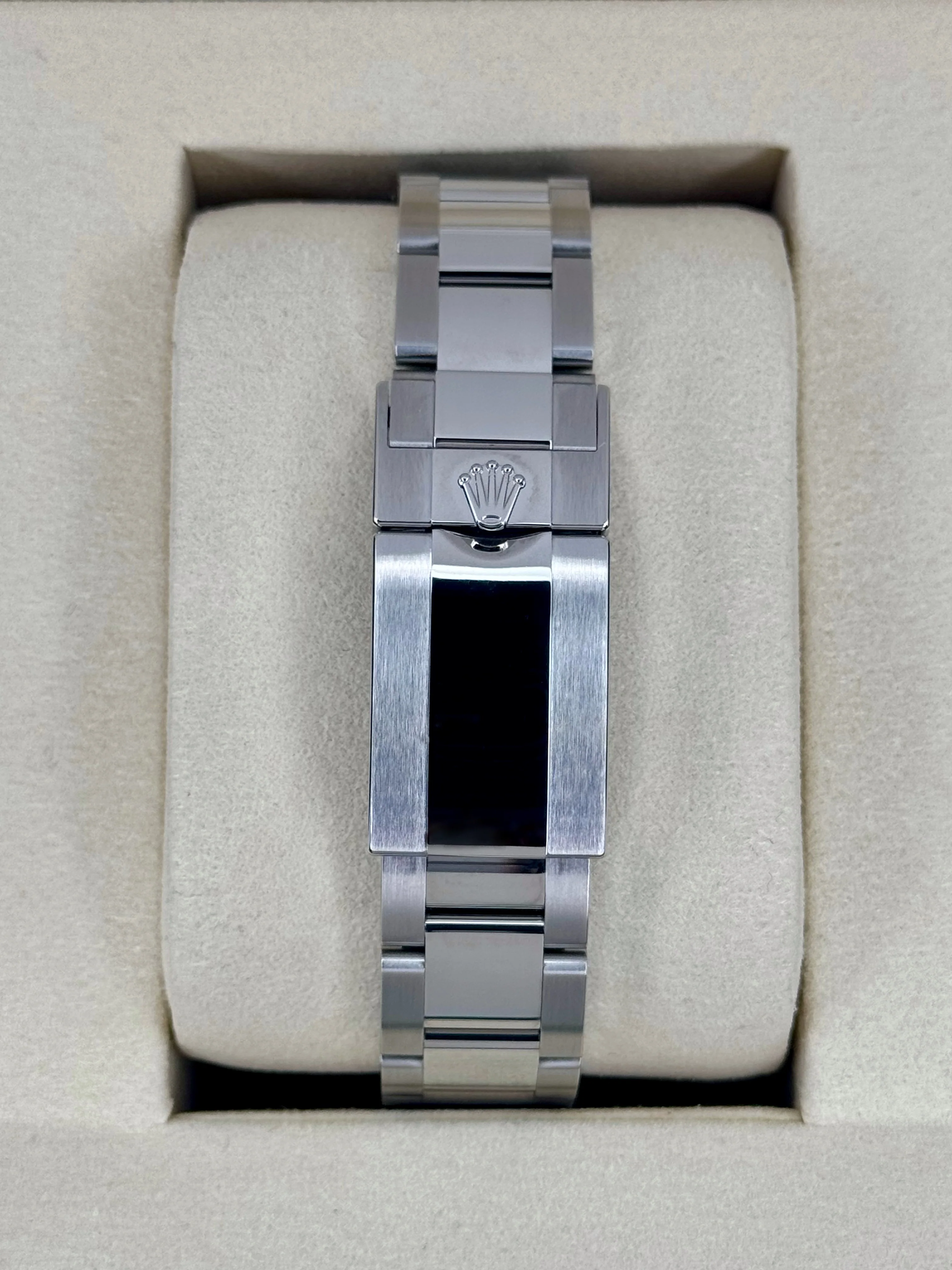 NEW 2025 Rolex Daytona 40mm 126500LN Stainless Steel Black Dial - Image 2