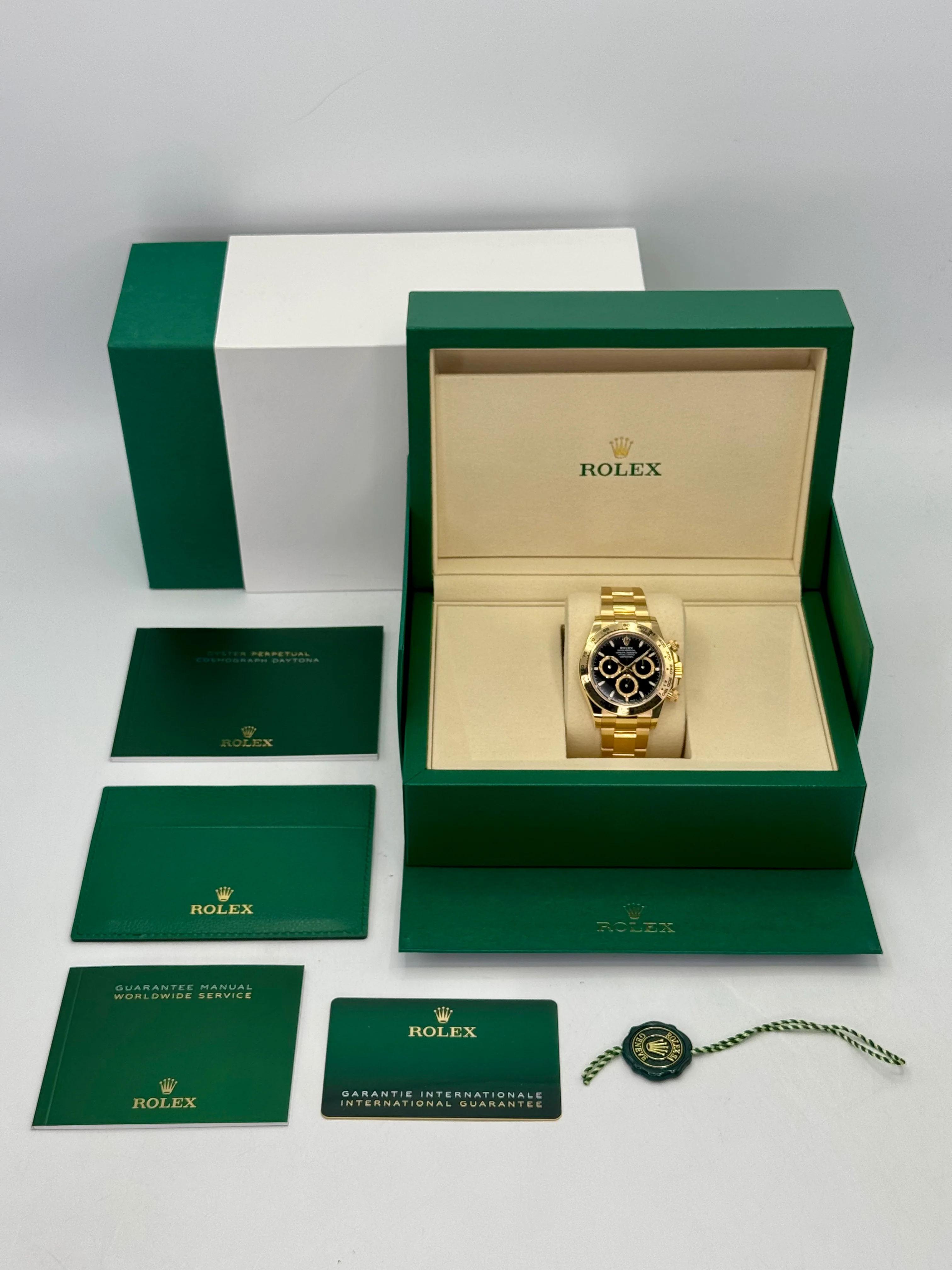 NEW 2025 Rolex Daytona 40mm 126508 18K Yellow Gold Black Dial - Image 10