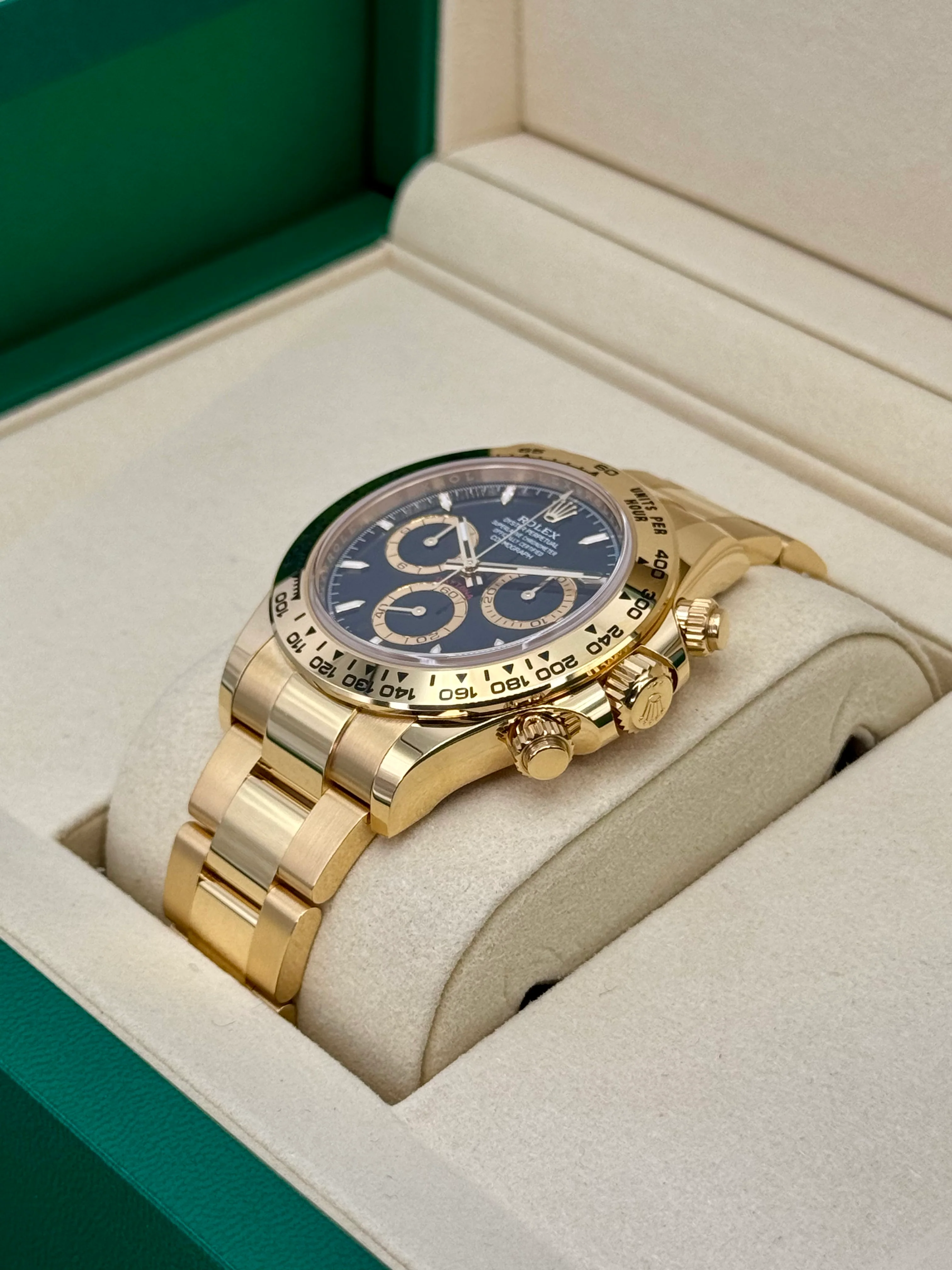 NEW 2025 Rolex Daytona 40mm 126508 18K Yellow Gold Black Dial - Image 5