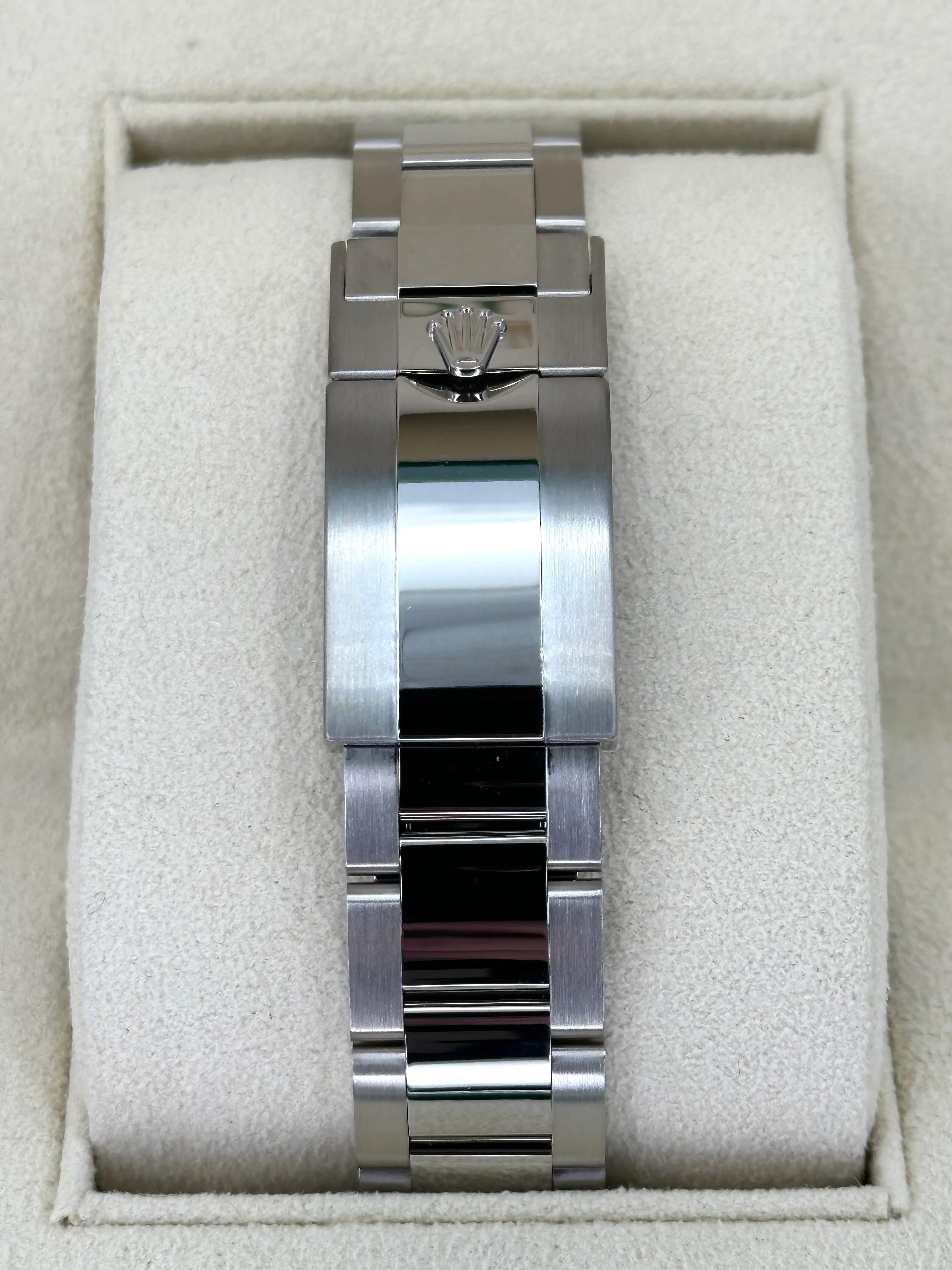 NEW 2025 Rolex Daytona 40mm 126509 White Gold Silver Ghost Dial - Image 2