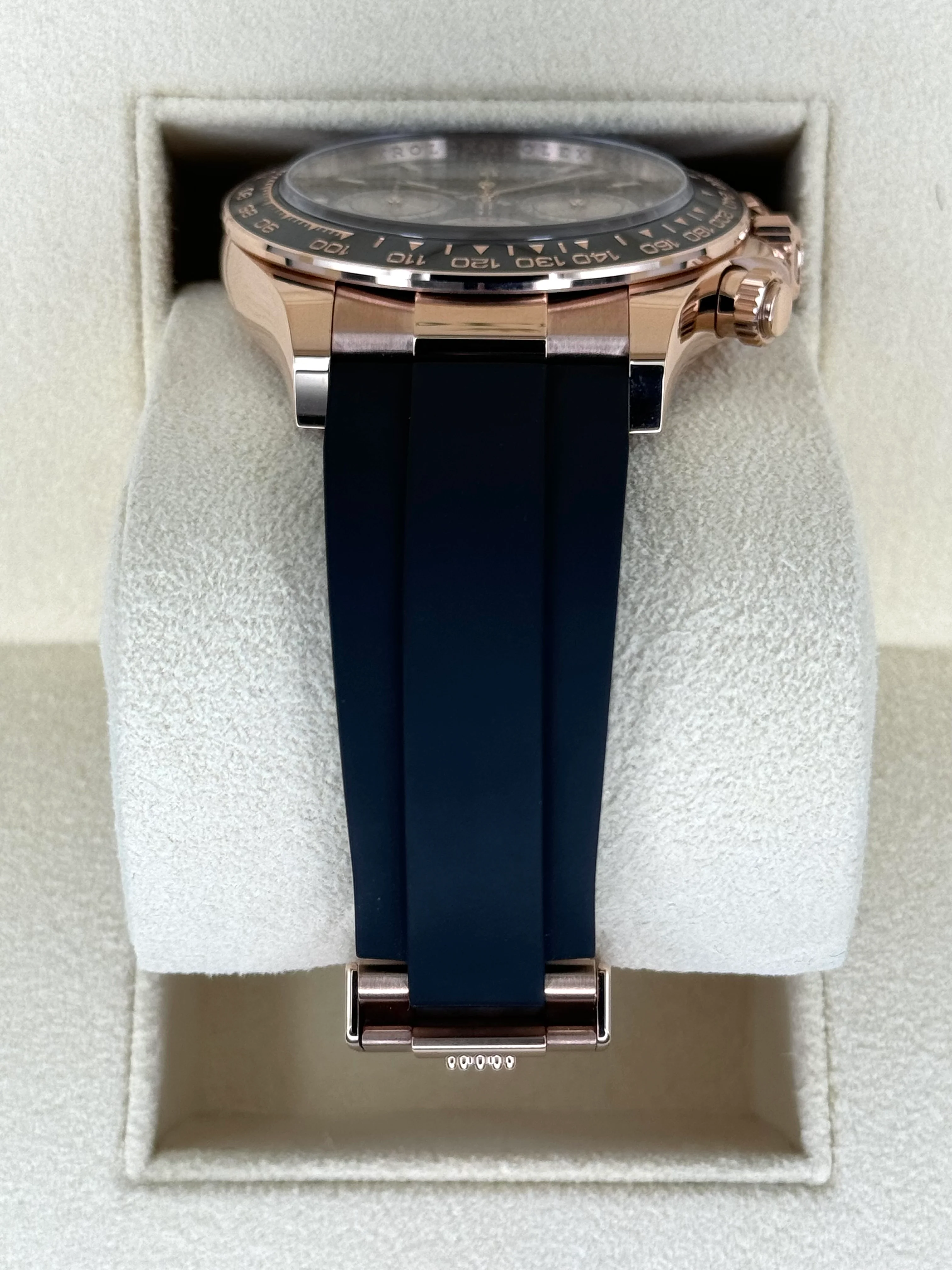 NEW 2025 Rolex Daytona 40mm 126515LN Rose Gold Oysterflex Black Dial - Image 3
