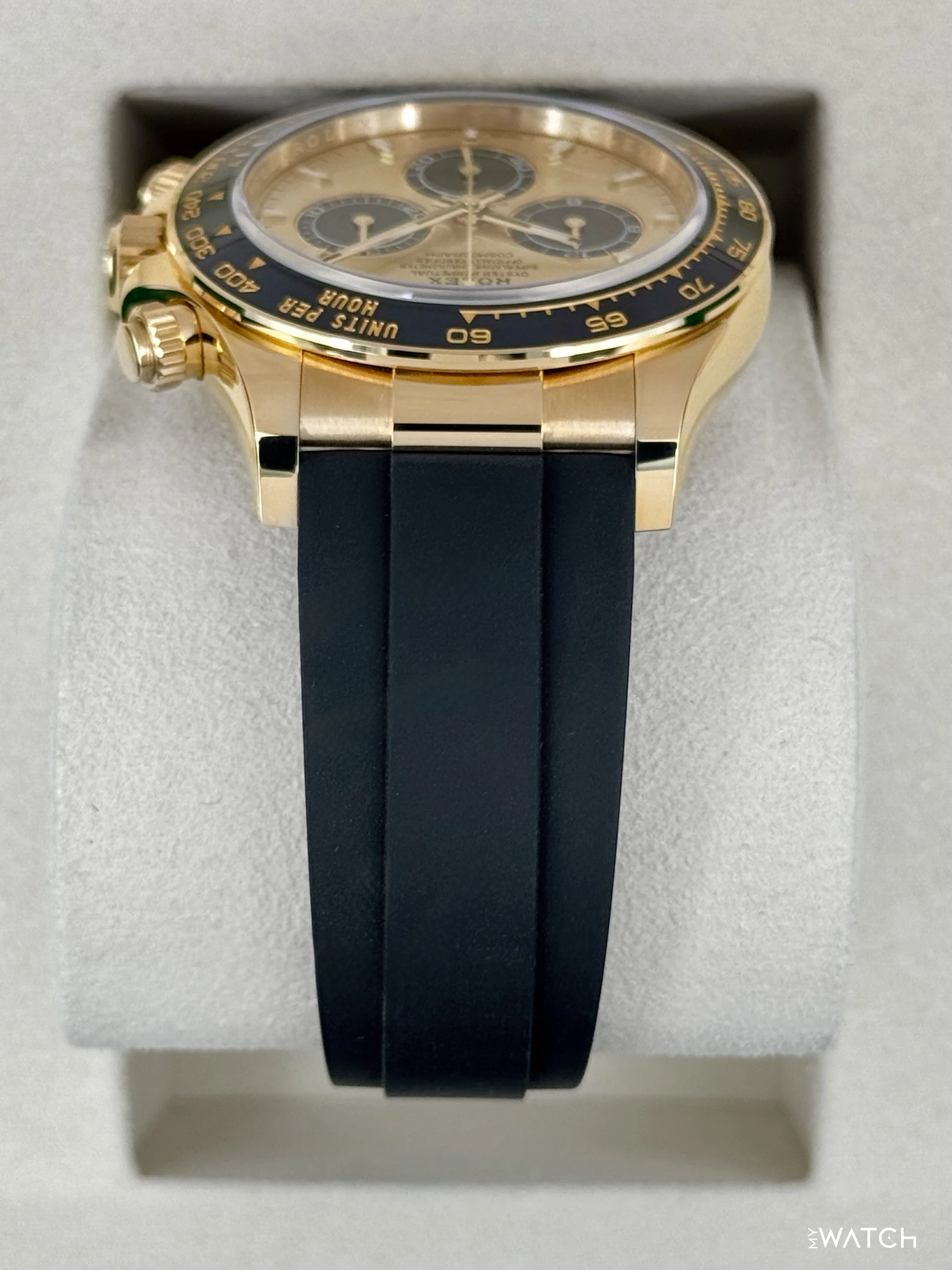 NEW 2025 Rolex Daytona 40mm 126518LN Yellow Gold Champagne Dial - Image 4