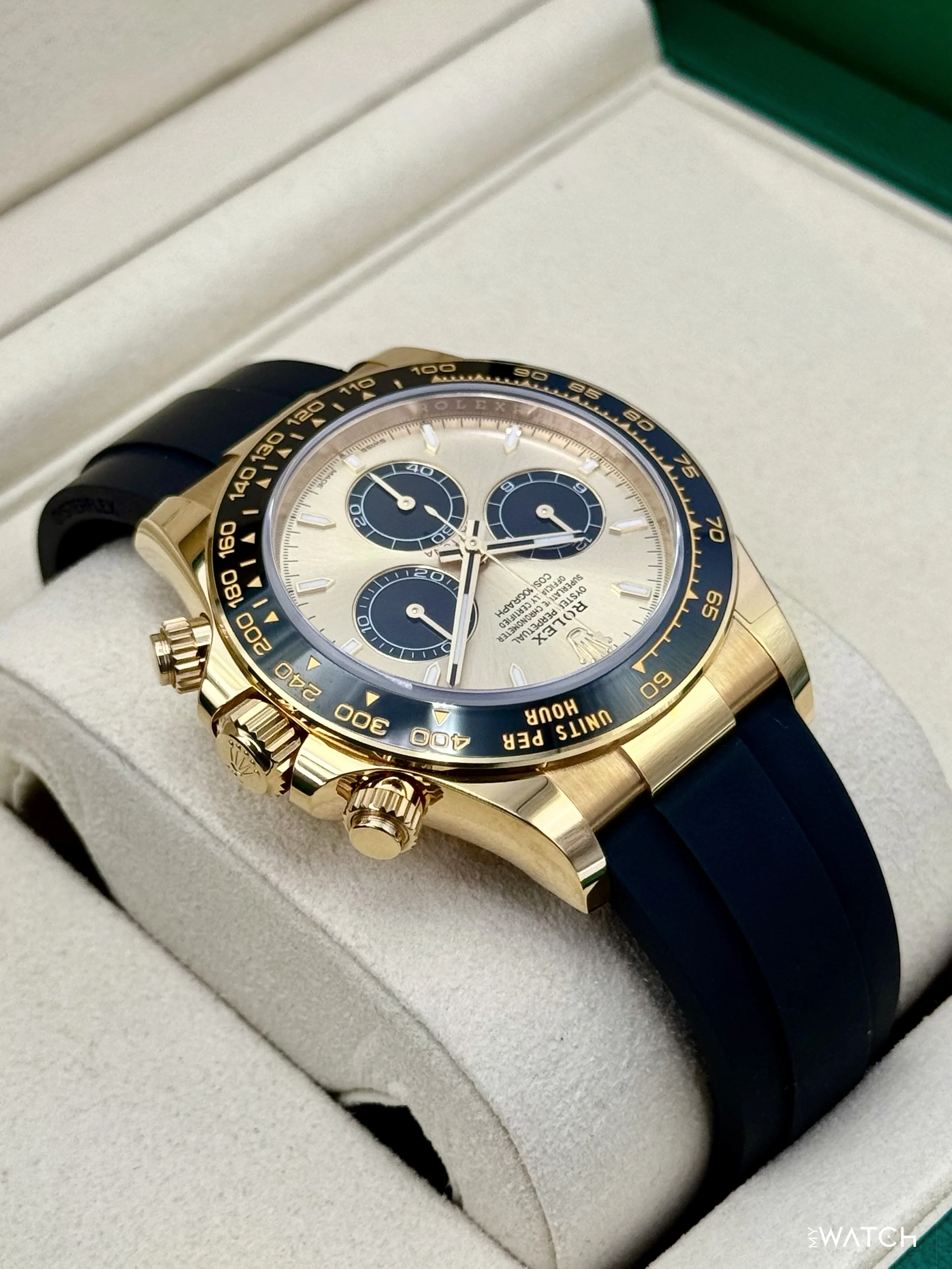 NEW 2025 Rolex Daytona 40mm 126518LN Yellow Gold Champagne Dial - Image 8