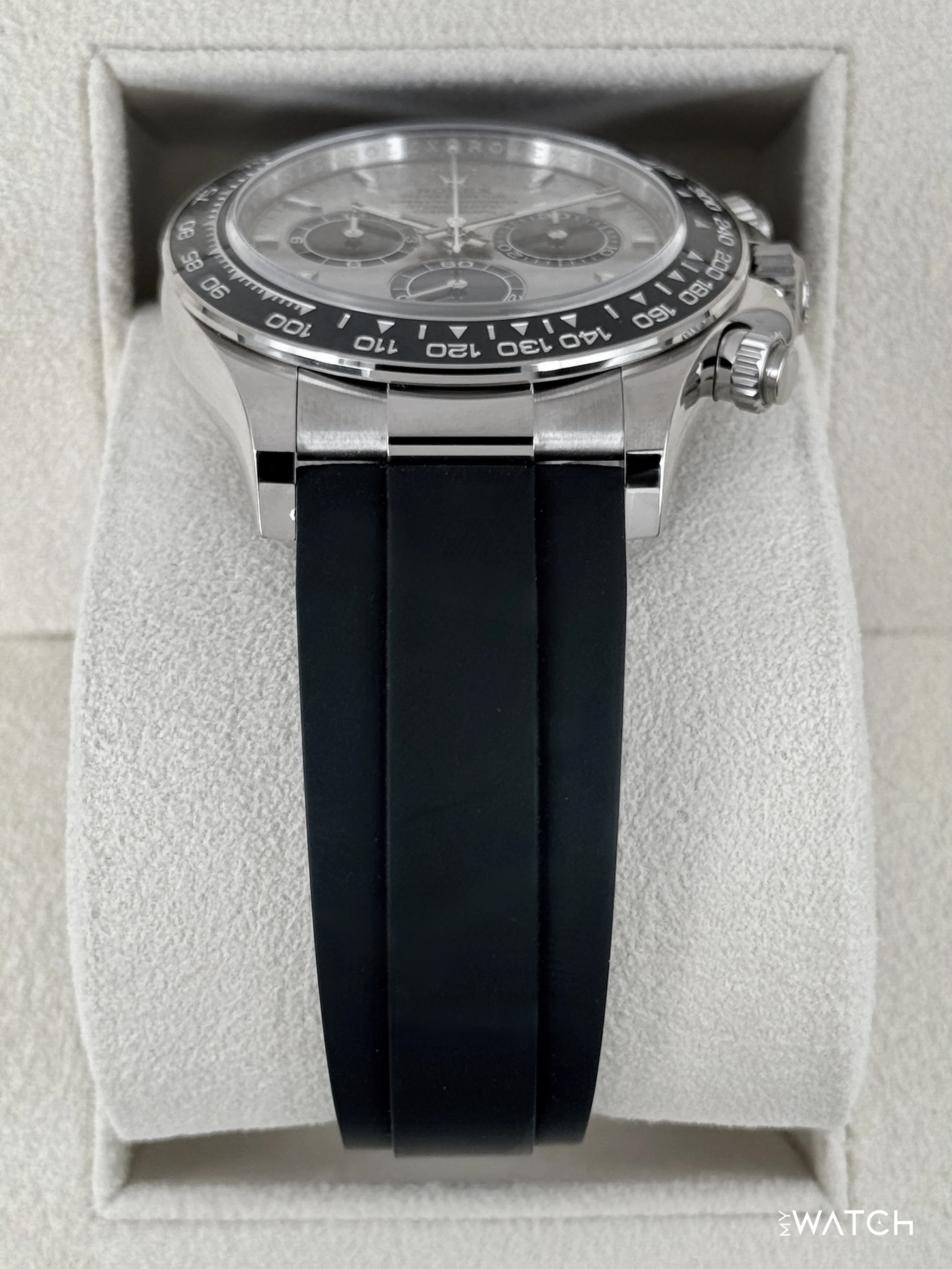 NEW 2025 Rolex Daytona 40mm 126519LN White Gold Oysterflex Silver Ghost Dial - Image 3