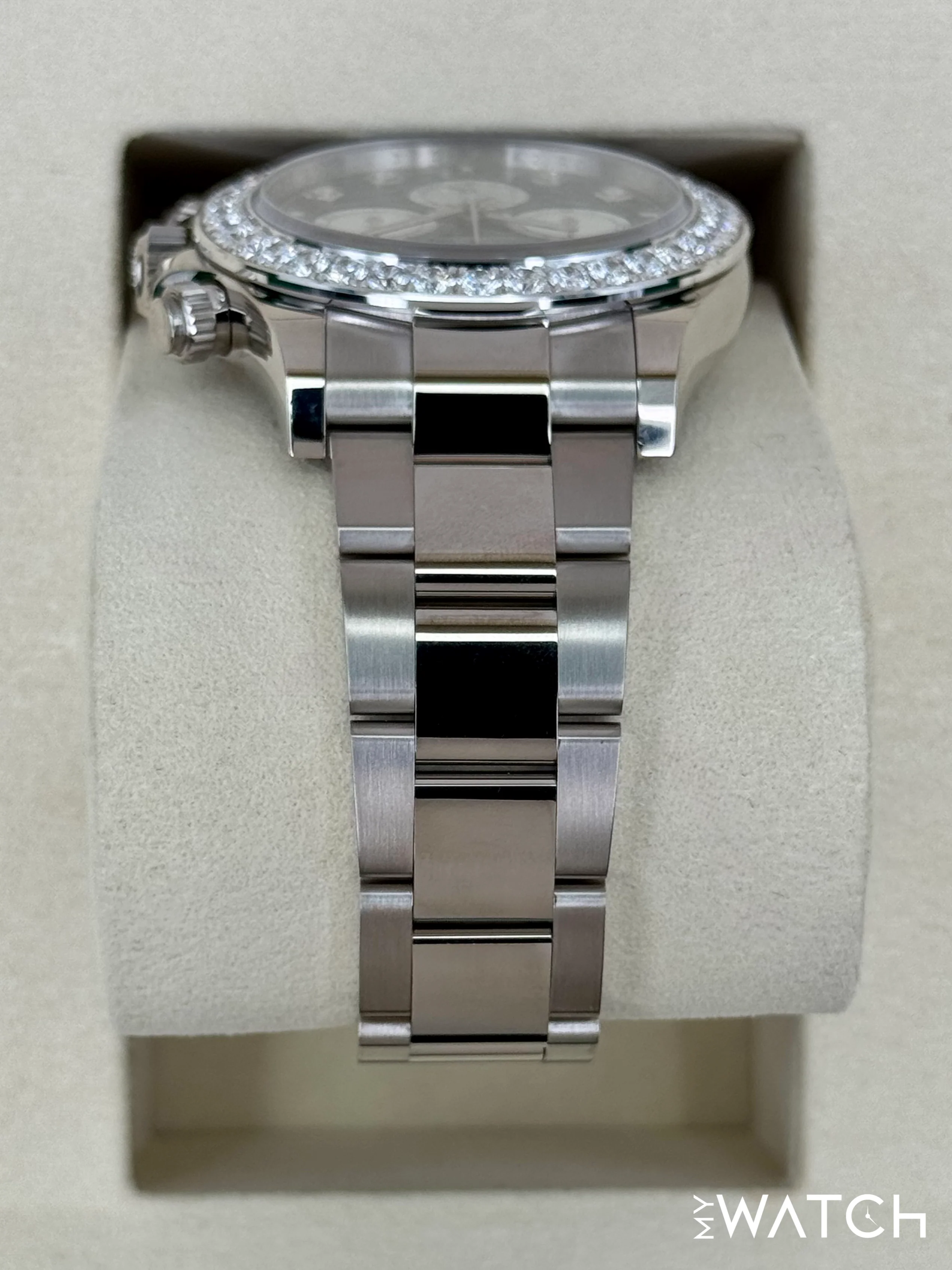 NEW 2025 Rolex Daytona 40mm 126579RBR Mother of Pearl Diamond Dial - Image 4