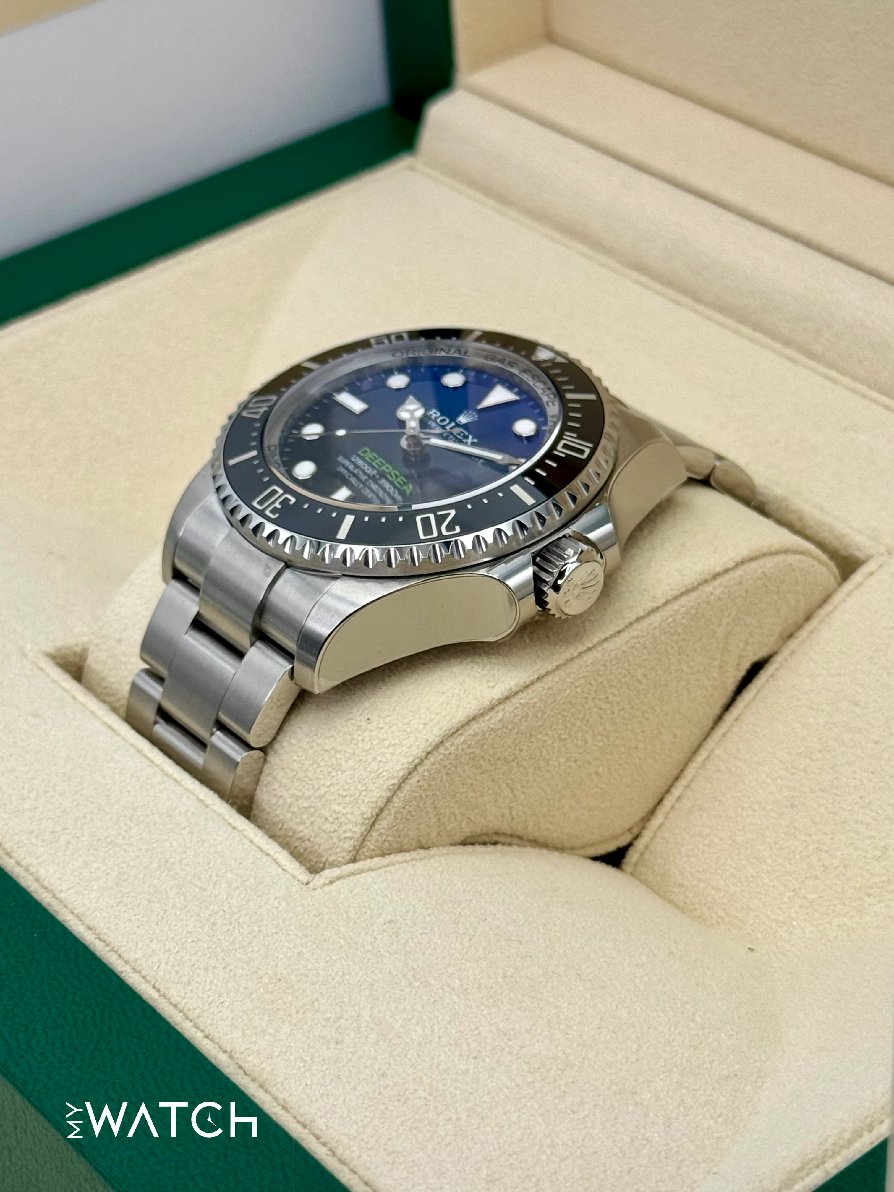 NEW 2025 Rolex Deepsea "James Cameron" 44mm 136660 Blue Dial (STICKERED) - Image 5