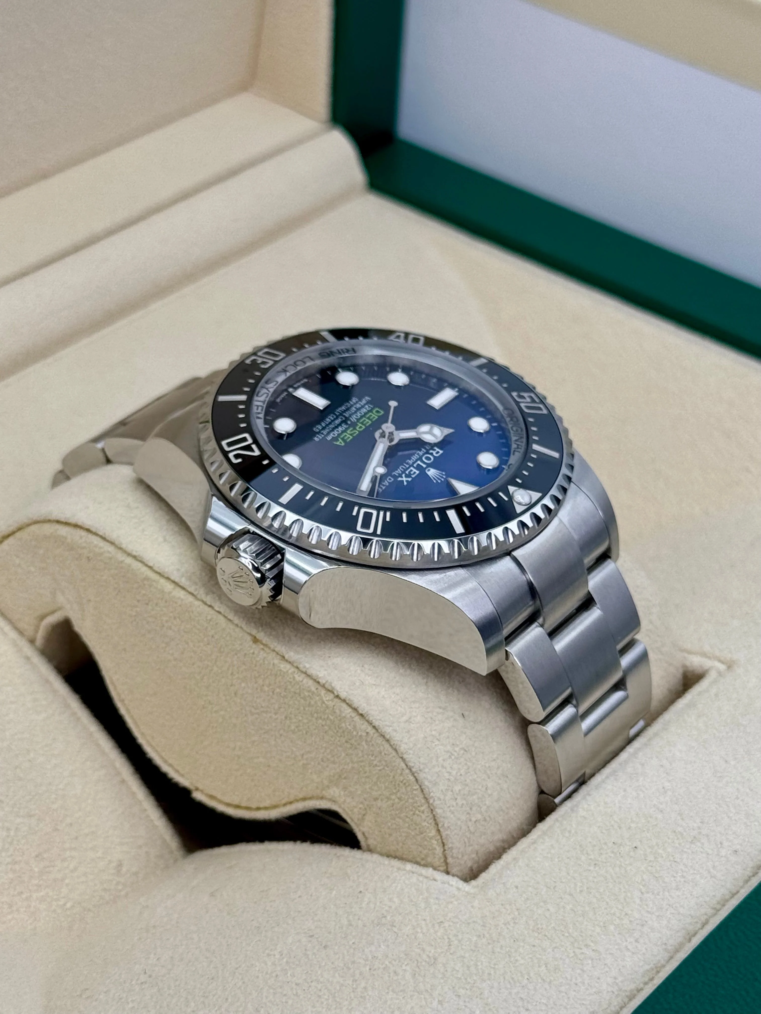 NEW 2025 Rolex Deepsea "James Cameron" 44mm 136660 Stainless Steel Blue Dial - Image 8