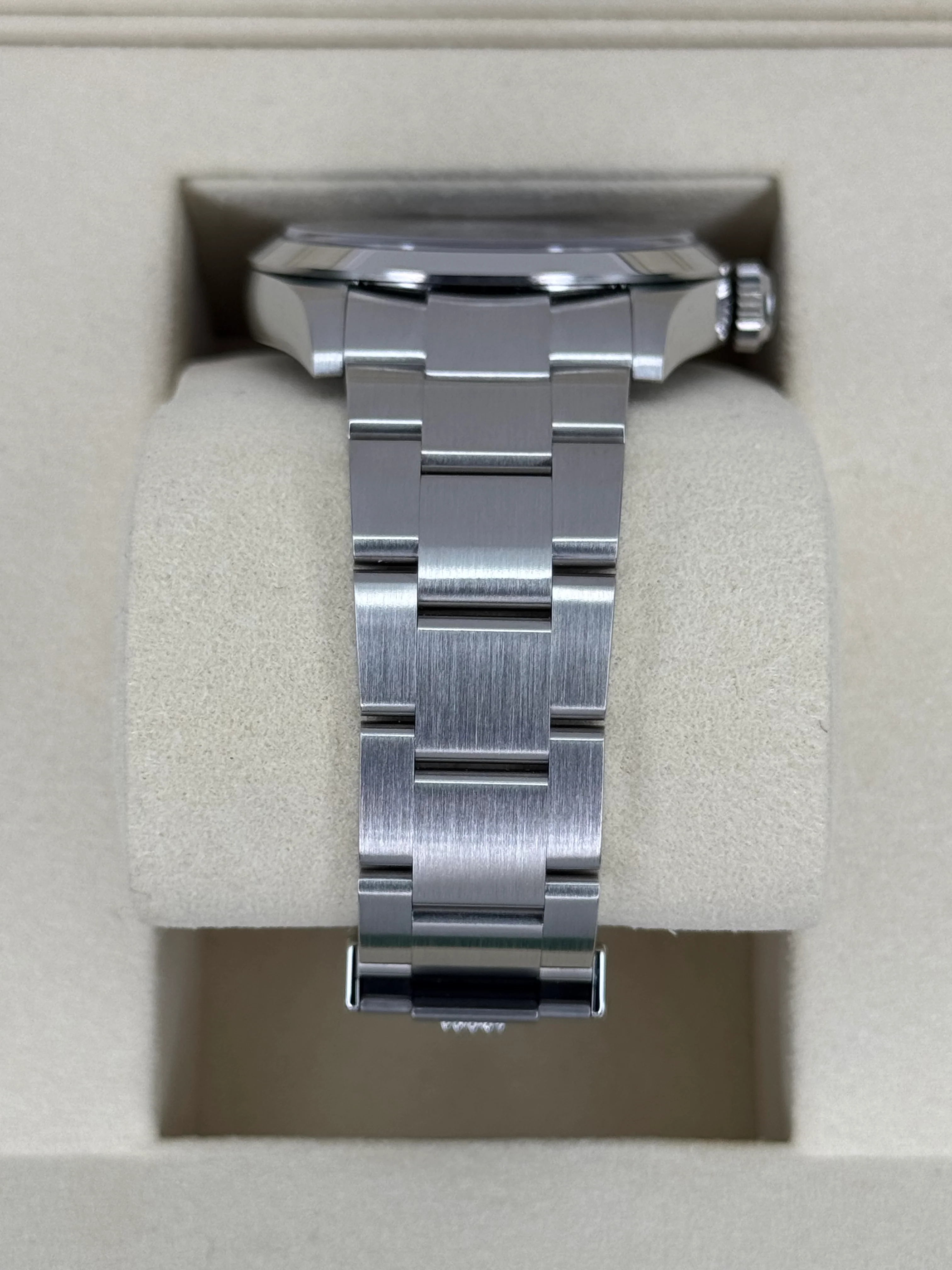 NEW 2025 Rolex Explorer 40mm 224270 Black Dial - Image 3