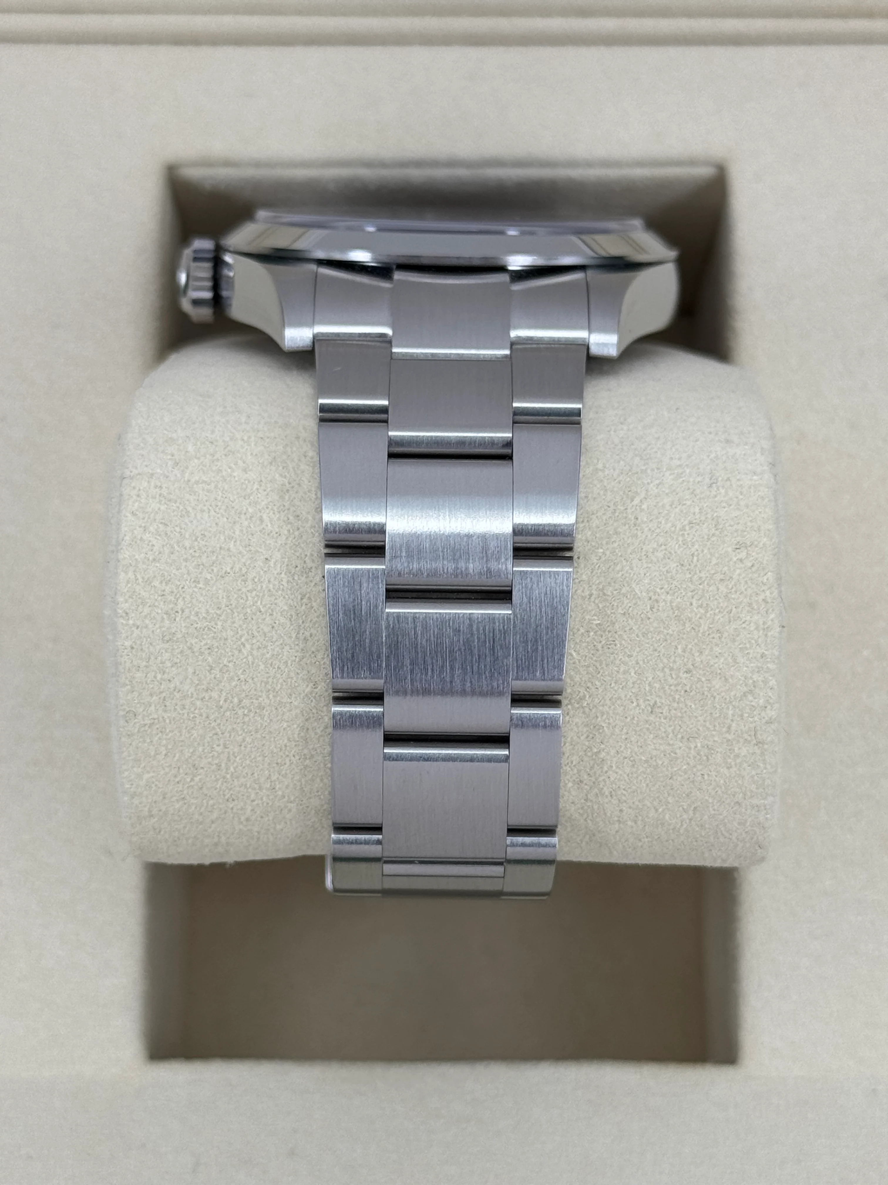 NEW 2025 Rolex Explorer 40mm 224270 Black Dial - Image 4