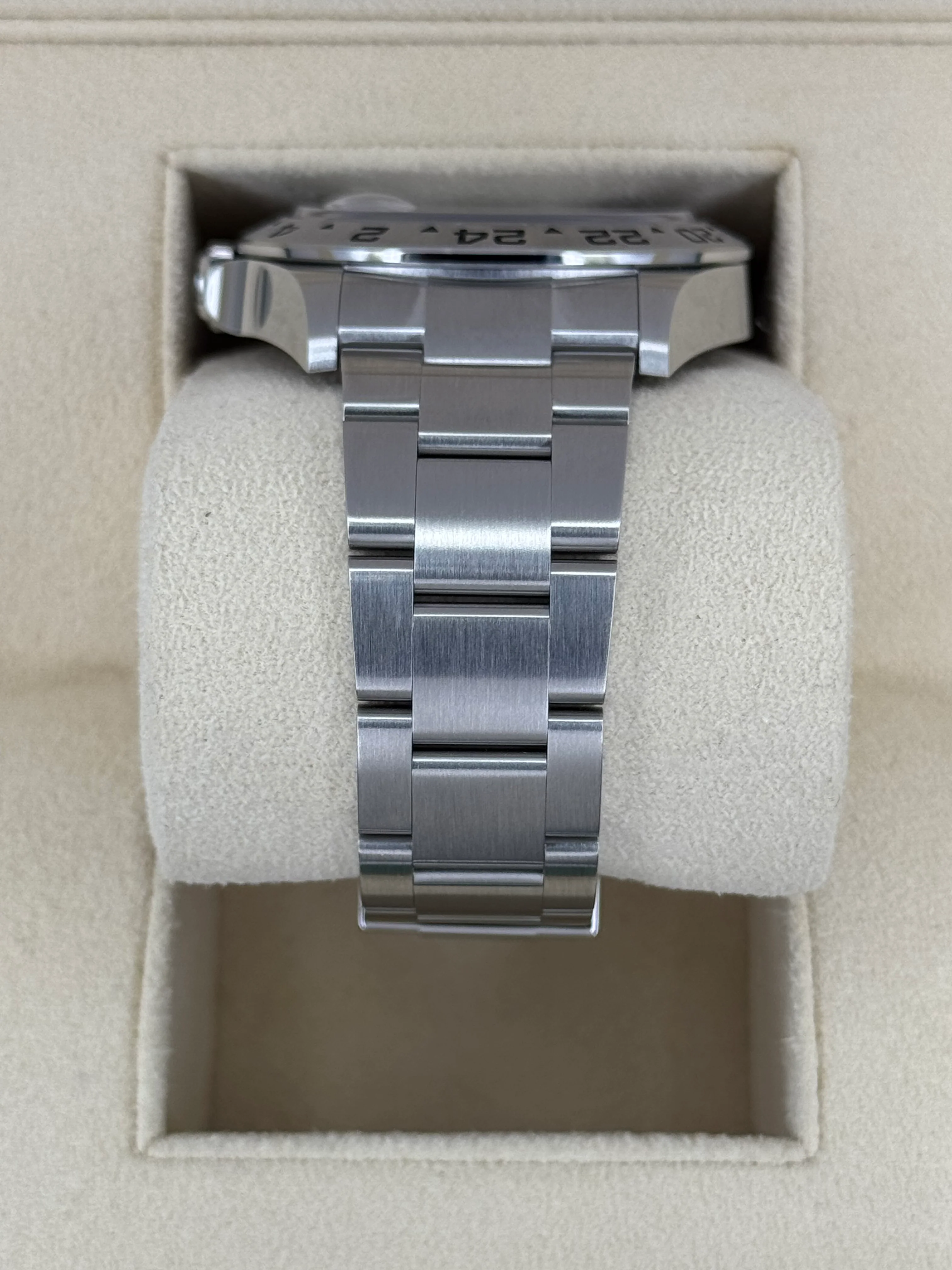 NEW 2025 Rolex Explorer II 42mm 226570 Polar White Dial - Image 8