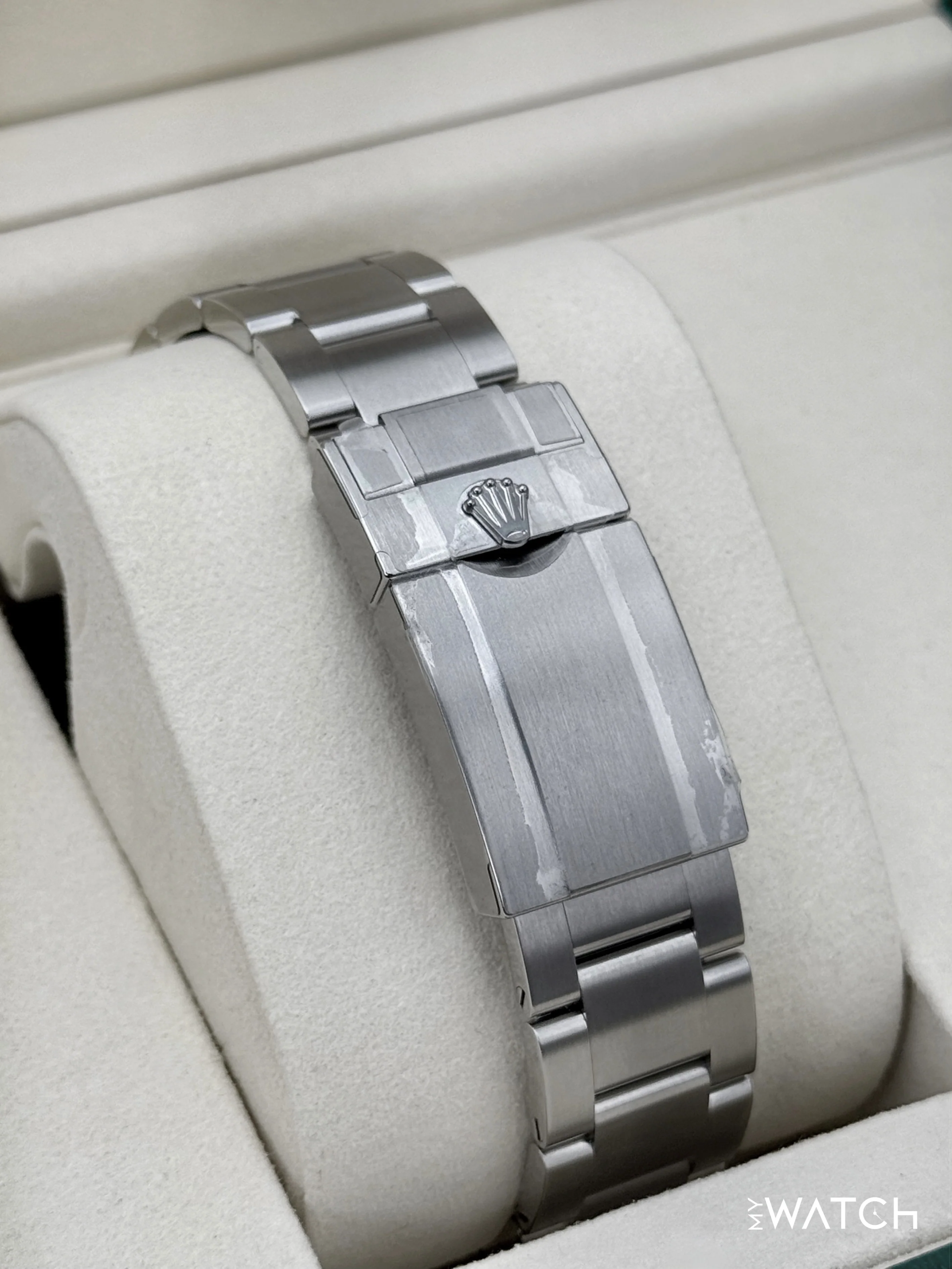 NEW 2025 Rolex Explorer II 42mm 226570 Polar White Dial (STICKERED) - Image 2