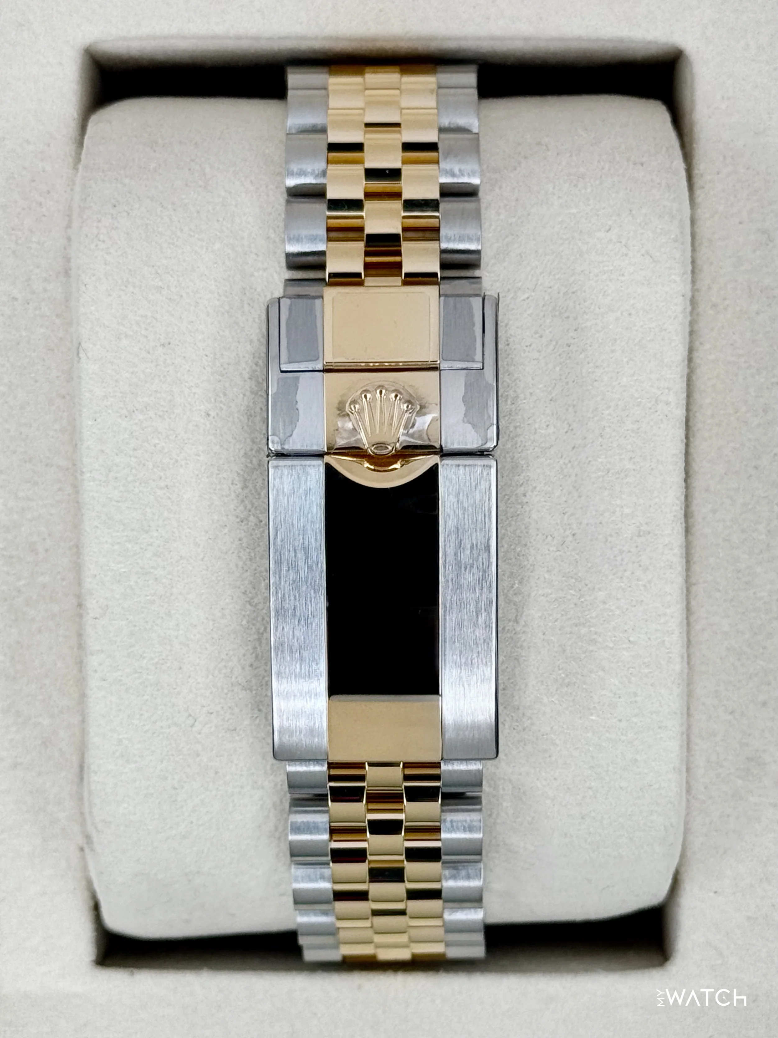 NEW 2025 Rolex GMT-Master II 40mm 126713GRNR Two-Tone Jubilee - Image 2