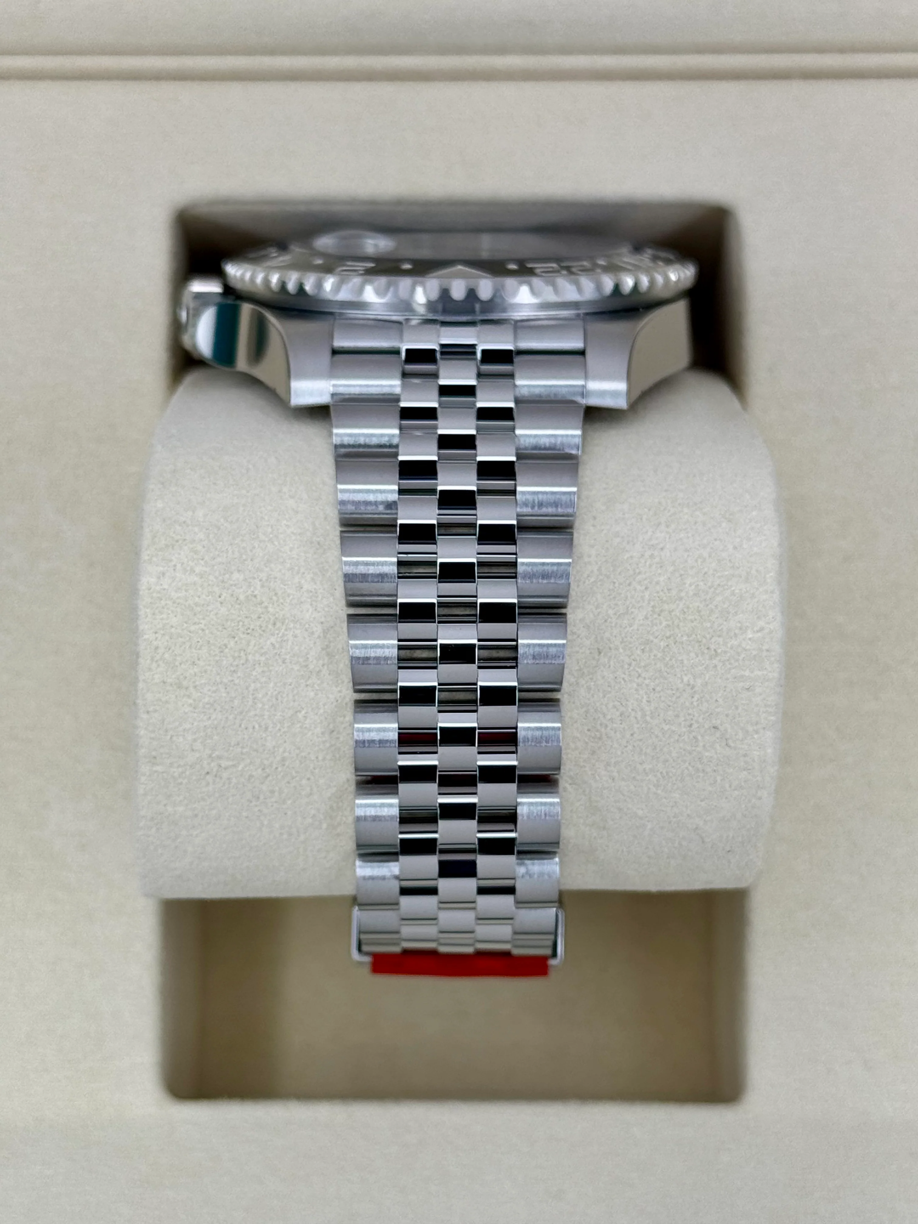 NEW 2025 Rolex GMT-Master II "Batgirl" 40mm 126710BLNR Jubilee - Image 4