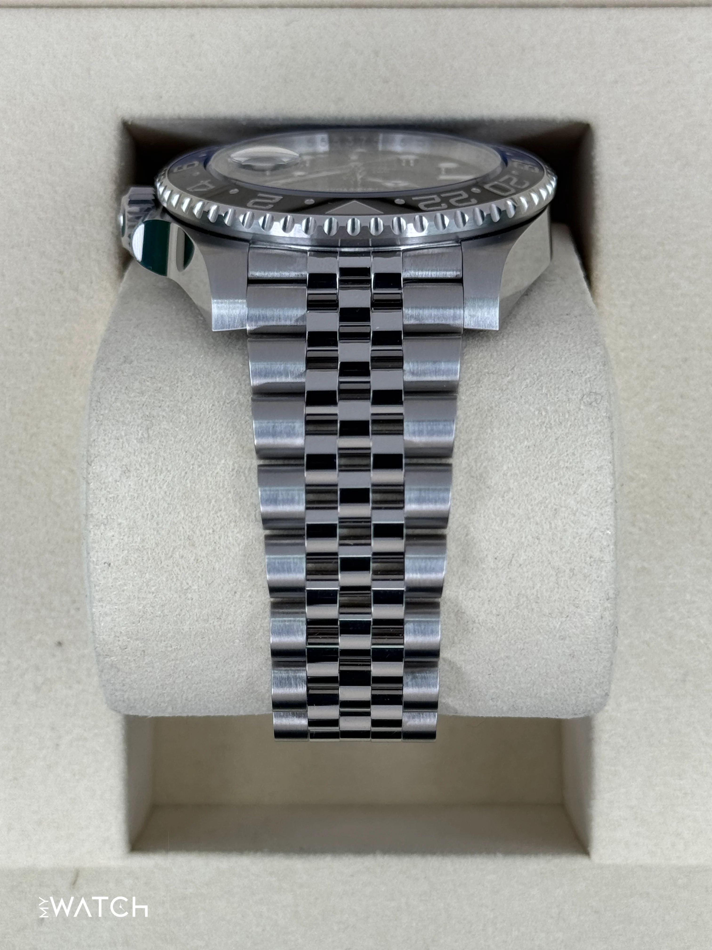 NEW 2025 Rolex GMT-Master II "Batgirl" 40mm 126710BLNR Jubilee - Image 4