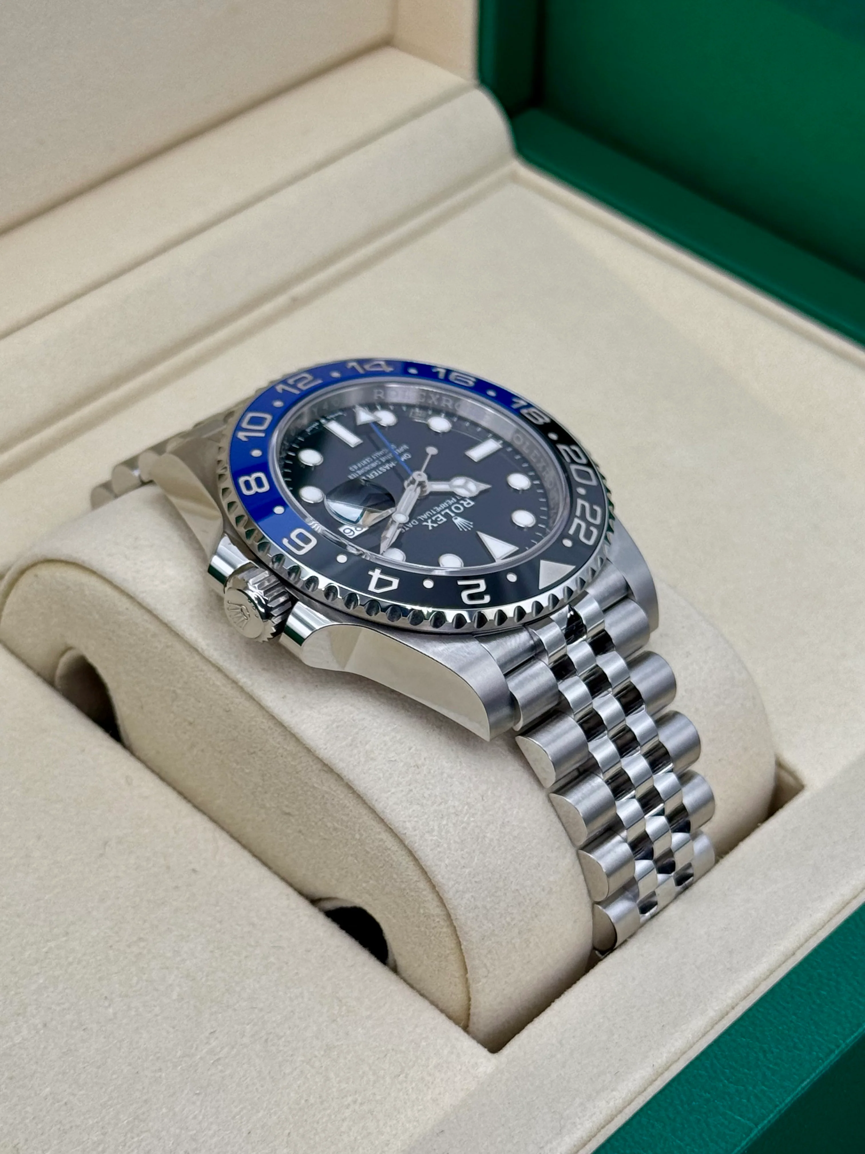 NEW 2025 Rolex GMT-Master II "Batgirl" 40mm 126710BLNR Jubilee - Image 6
