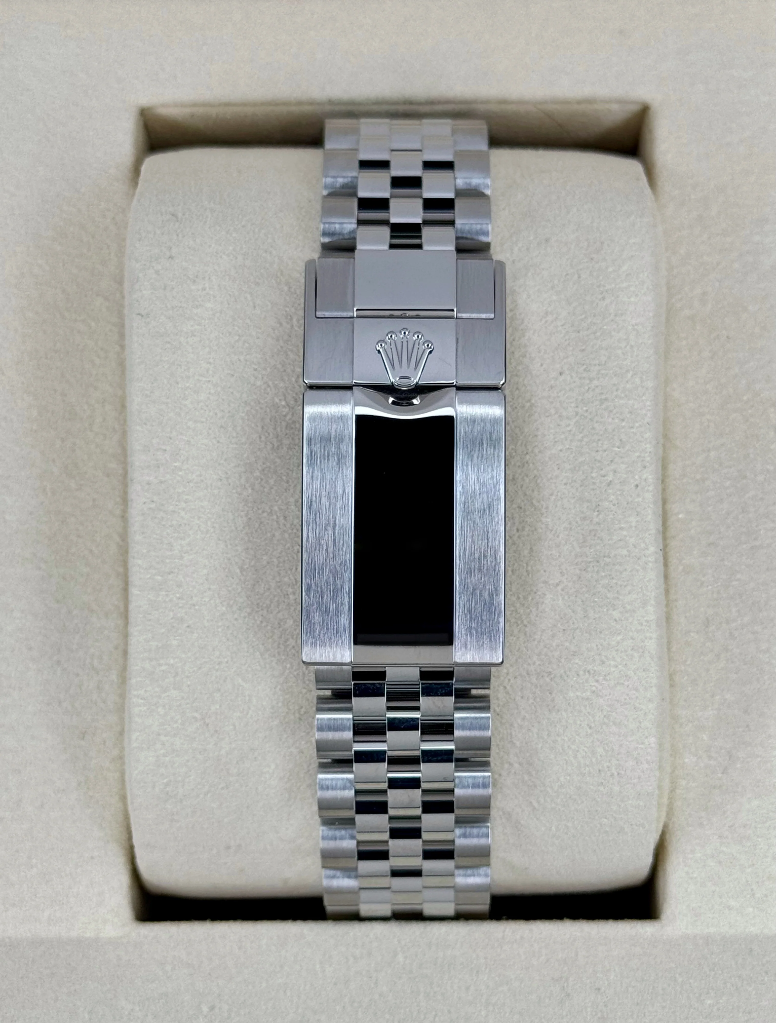 NEW 2025 Rolex GMT-Master II "Bruce Wayne" 40mm 126710GRNR Jubilee - Image 2