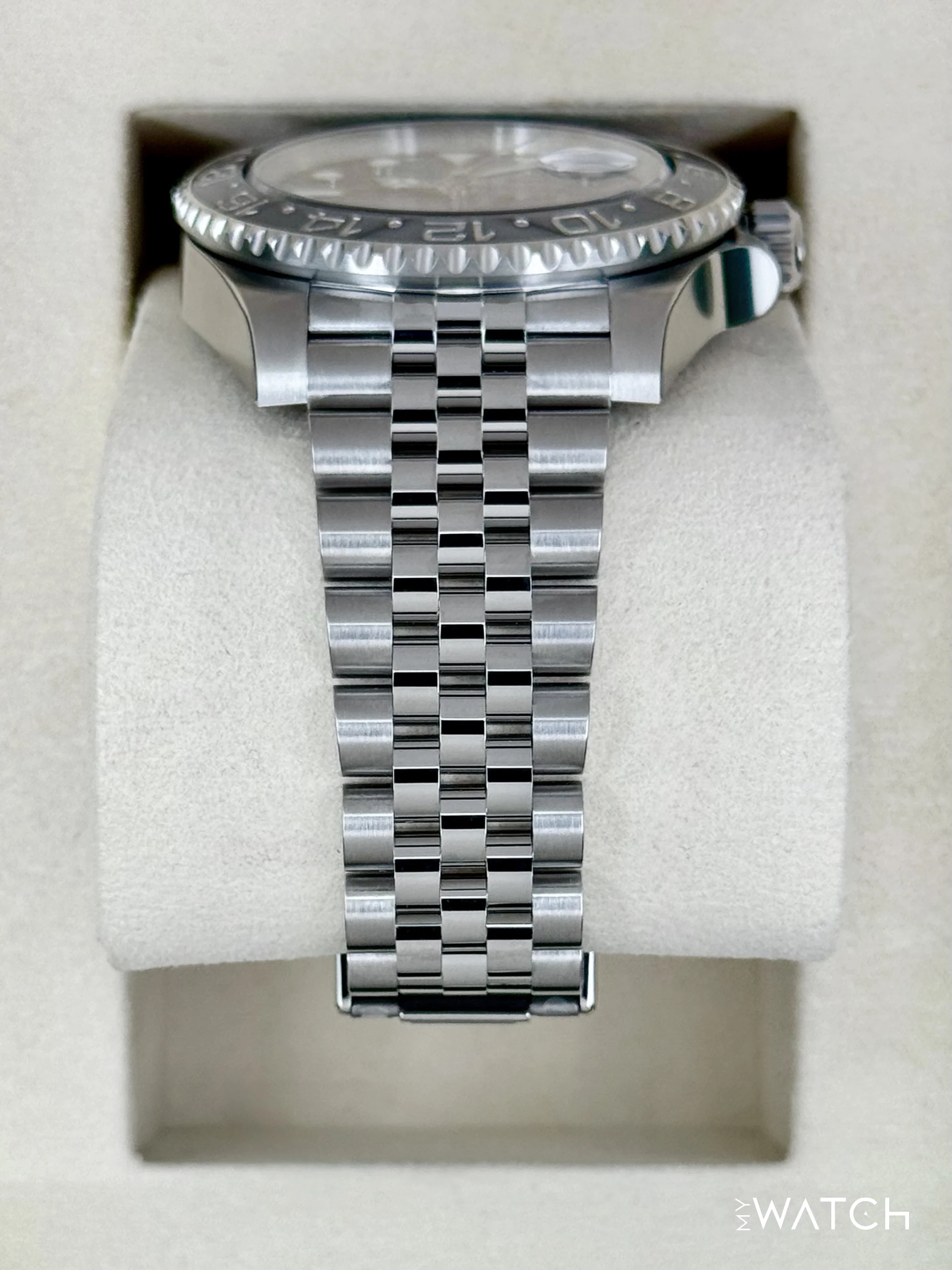 NEW 2025 Rolex GMT-Master II "Bruce Wayne" 40mm 126710GRNR Jubilee (STICKERED) - Image 3