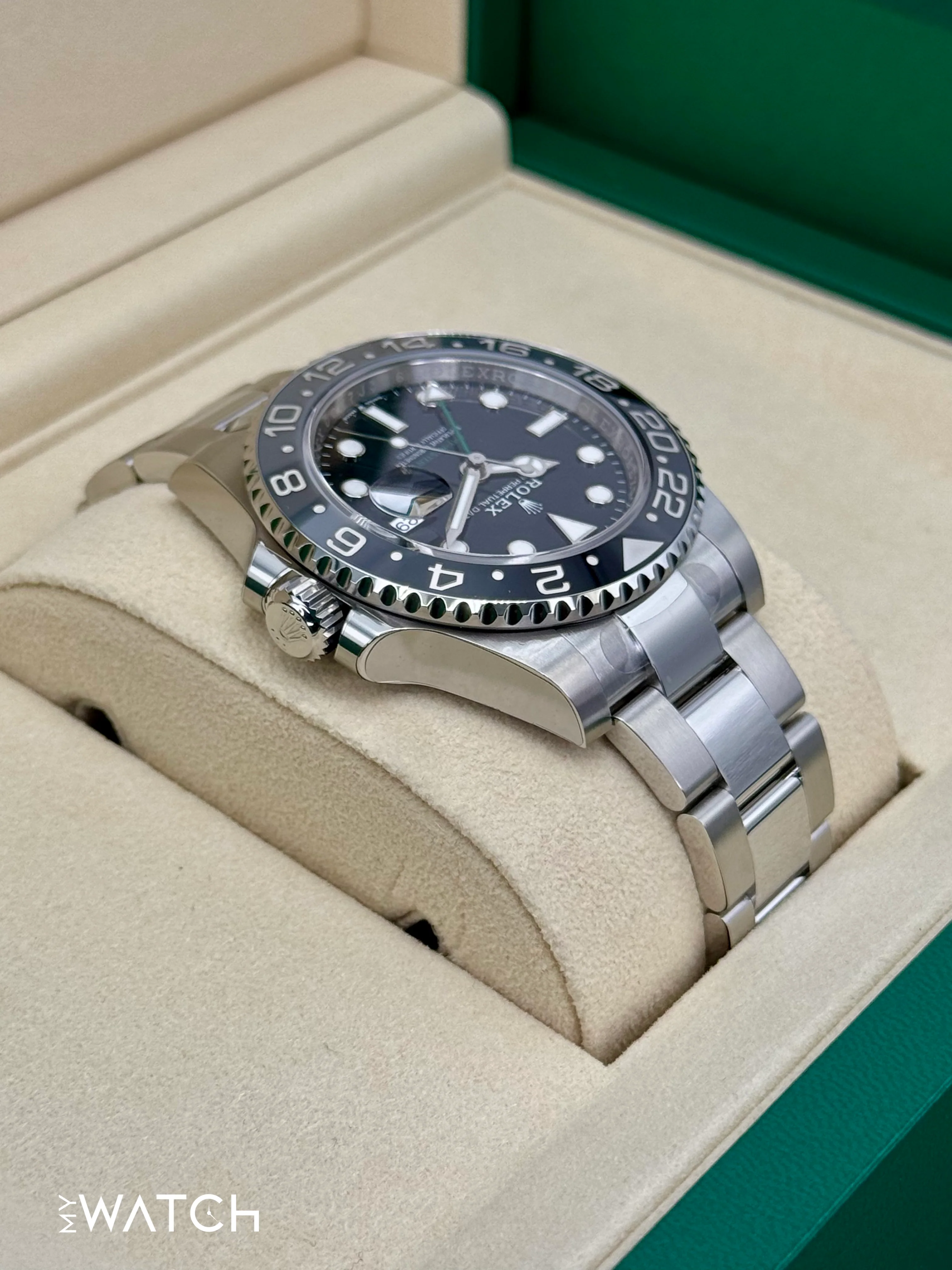 NEW 2025 Rolex GMT-Master II "Bruce Wayne" 40mm 126710GRNR Oyster - Image 8