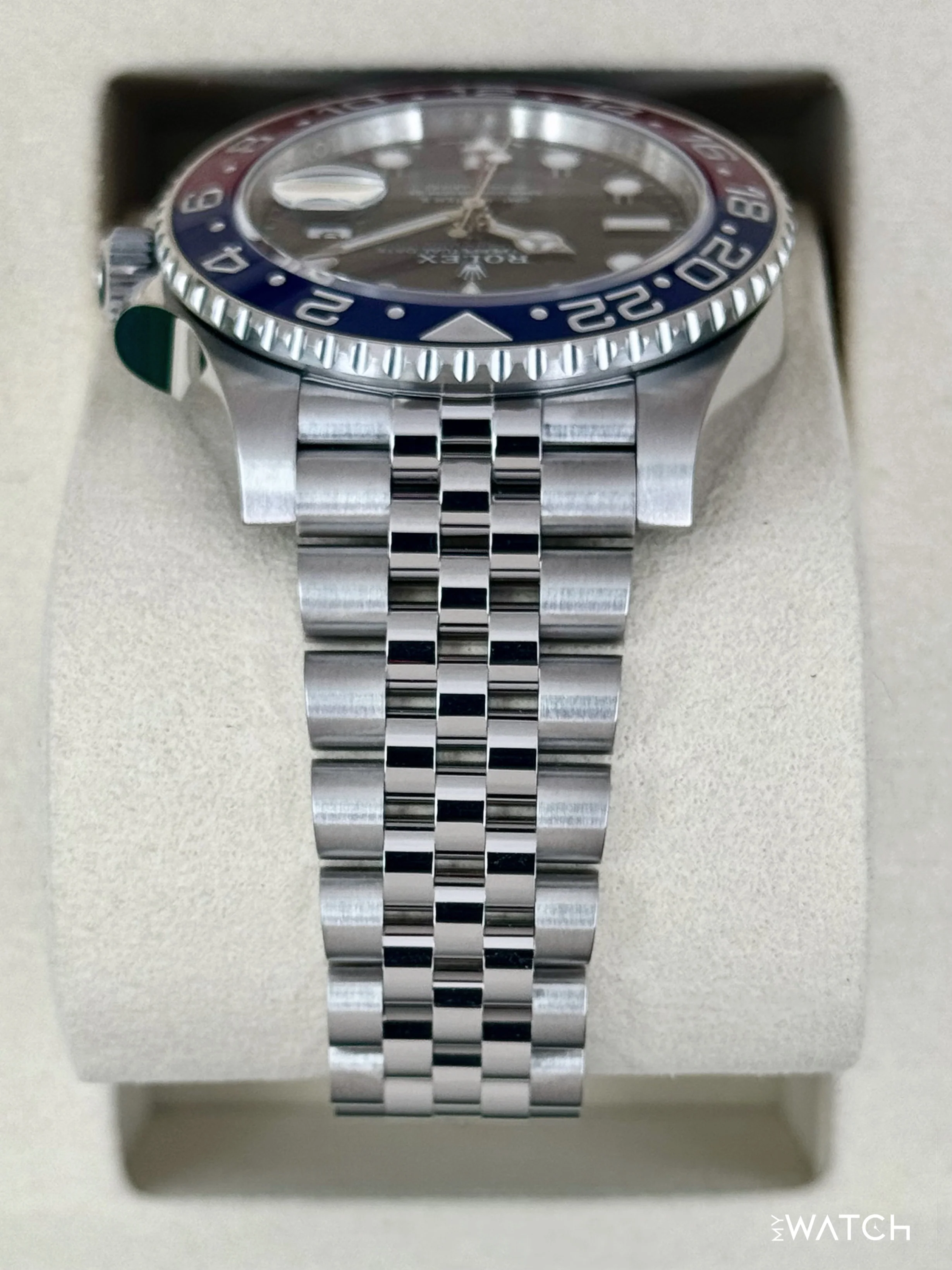 NEW 2025 Rolex GMT-Master II "Pepsi" 40mm 126710BLRO Jubilee (STICKERED) - Image 4
