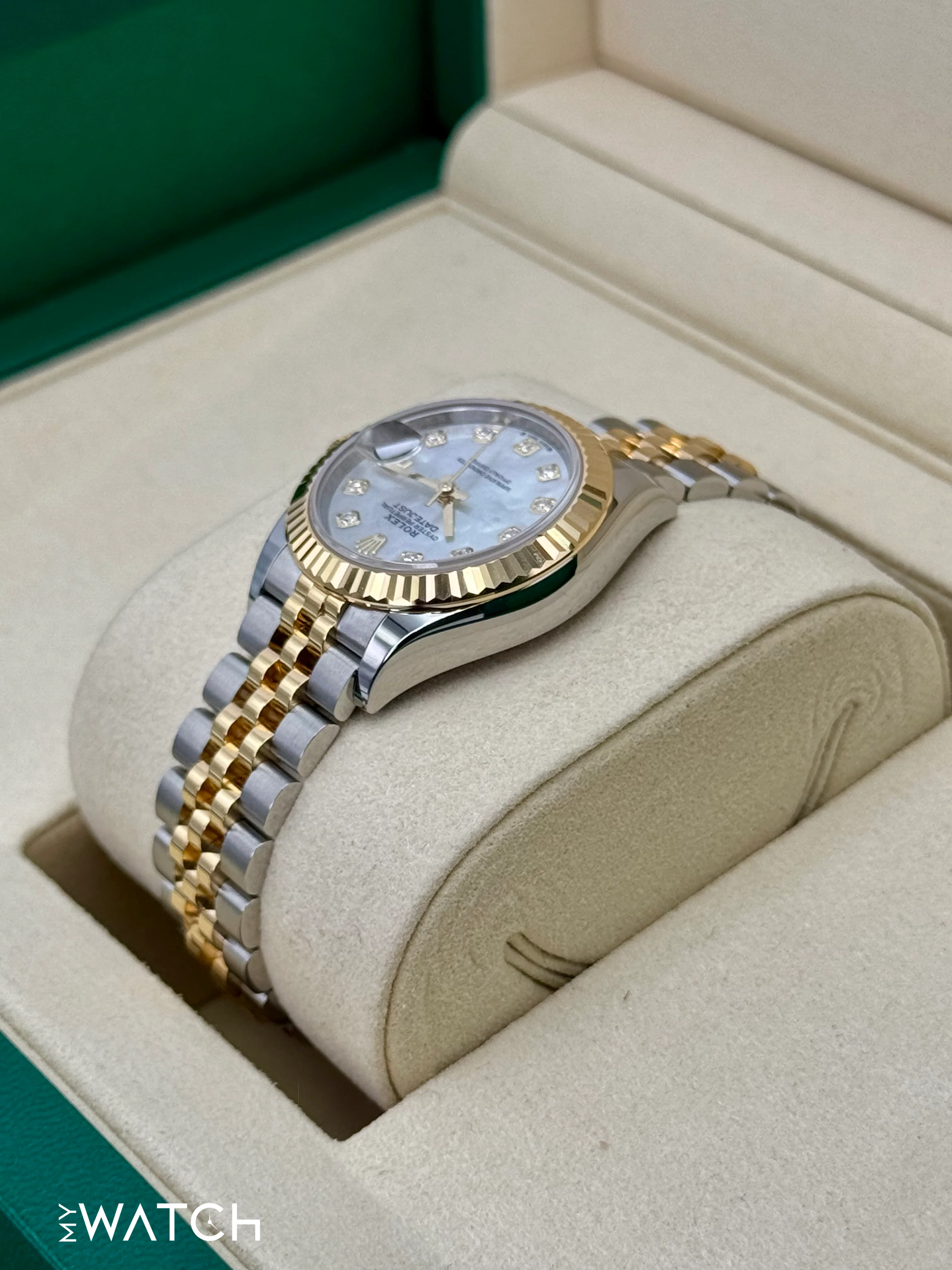 NEW 2025 Rolex Lady Datejust 28mm 279173 Jubilee MOP Diamond Dial - Image 7