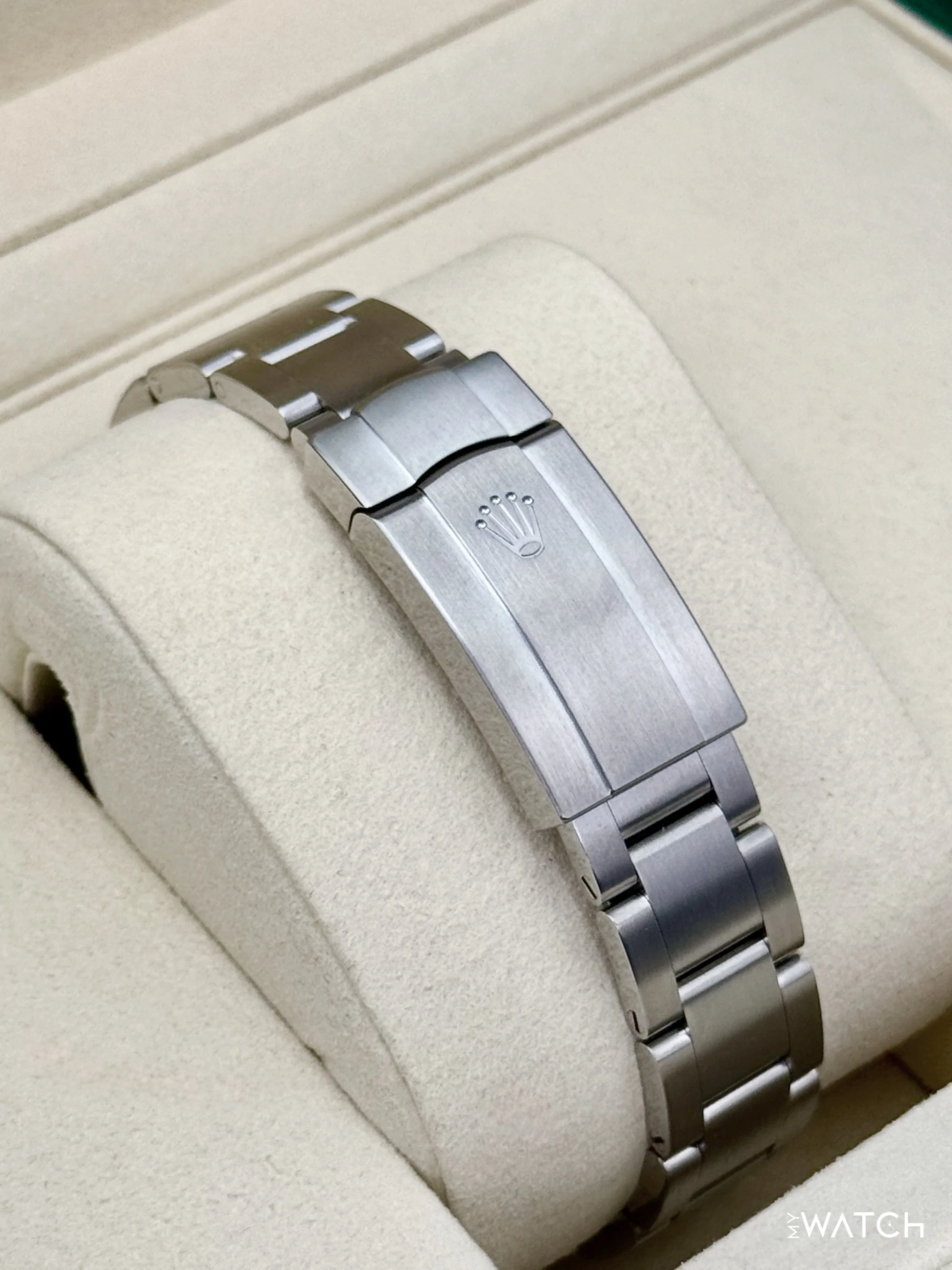 NEW 2025 Rolex Oyster Perpetual 34mm 124200 Stainless Steel Candy Pink Dial - Image 2