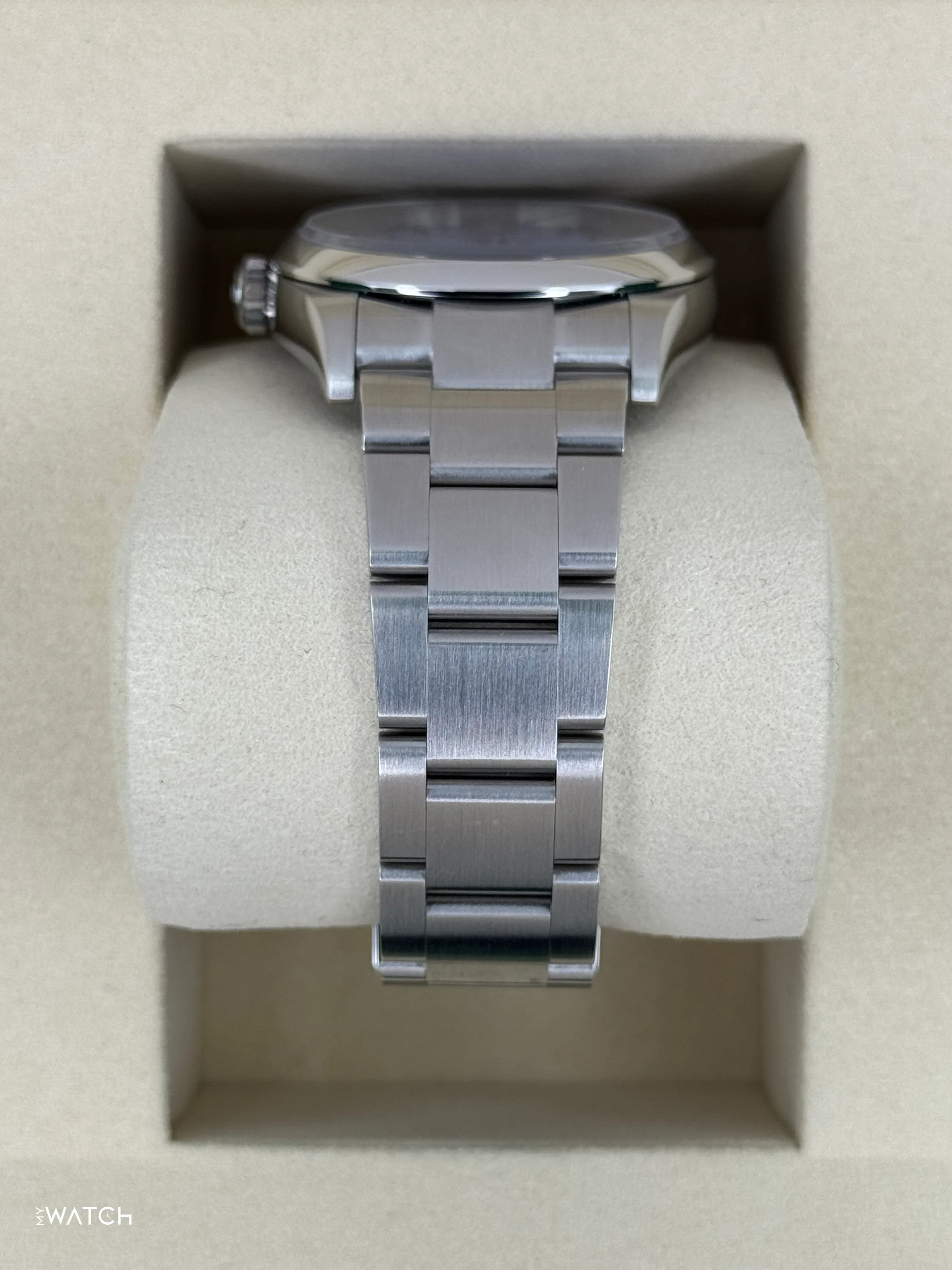 NEW 2025 Rolex Oyster Perpetual 36mm 126000 Lavender Dial - Image 4