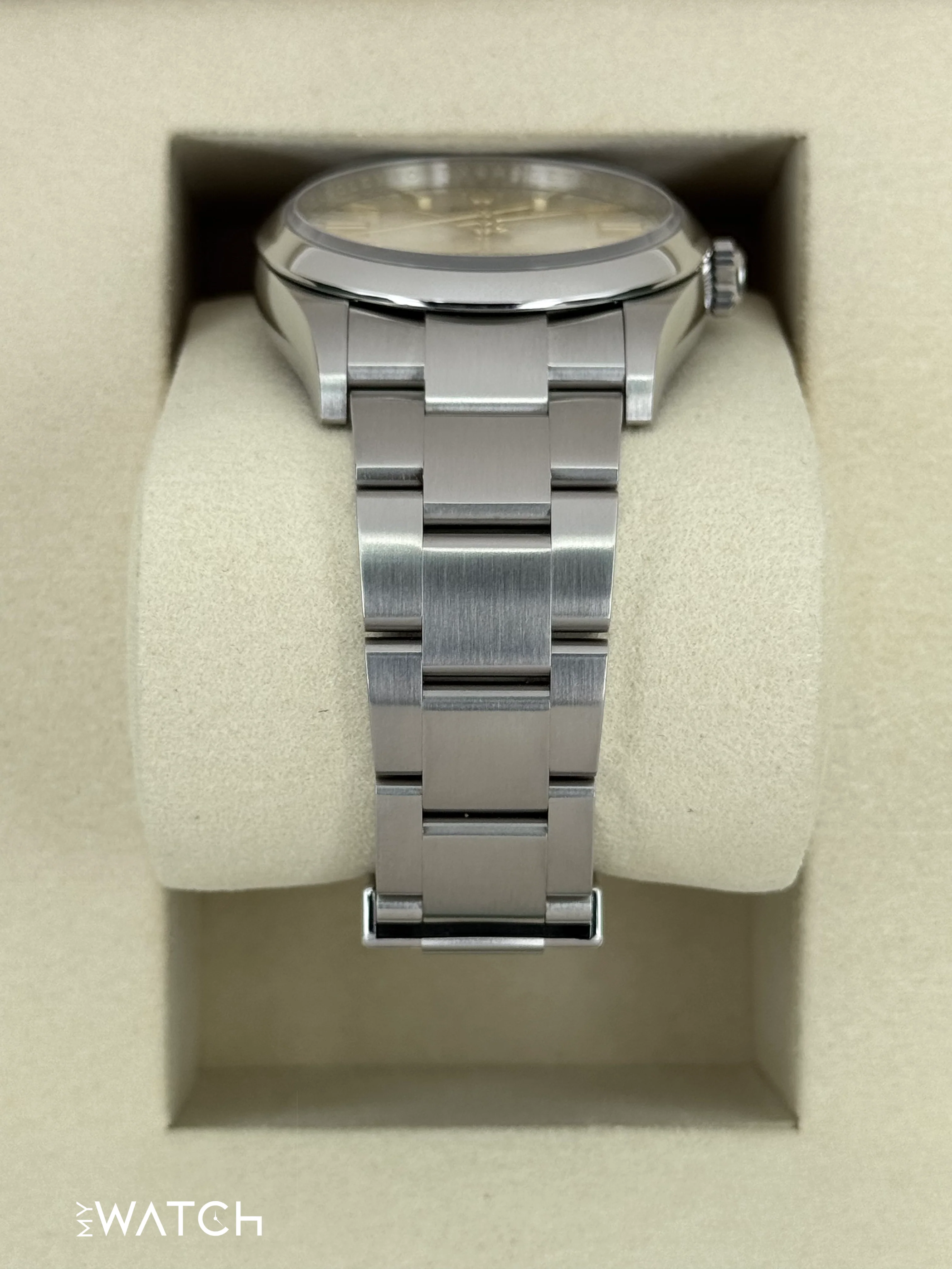NEW 2025 Rolex Oyster Perpetual 36mm 126000 Silver Dial - Image 3