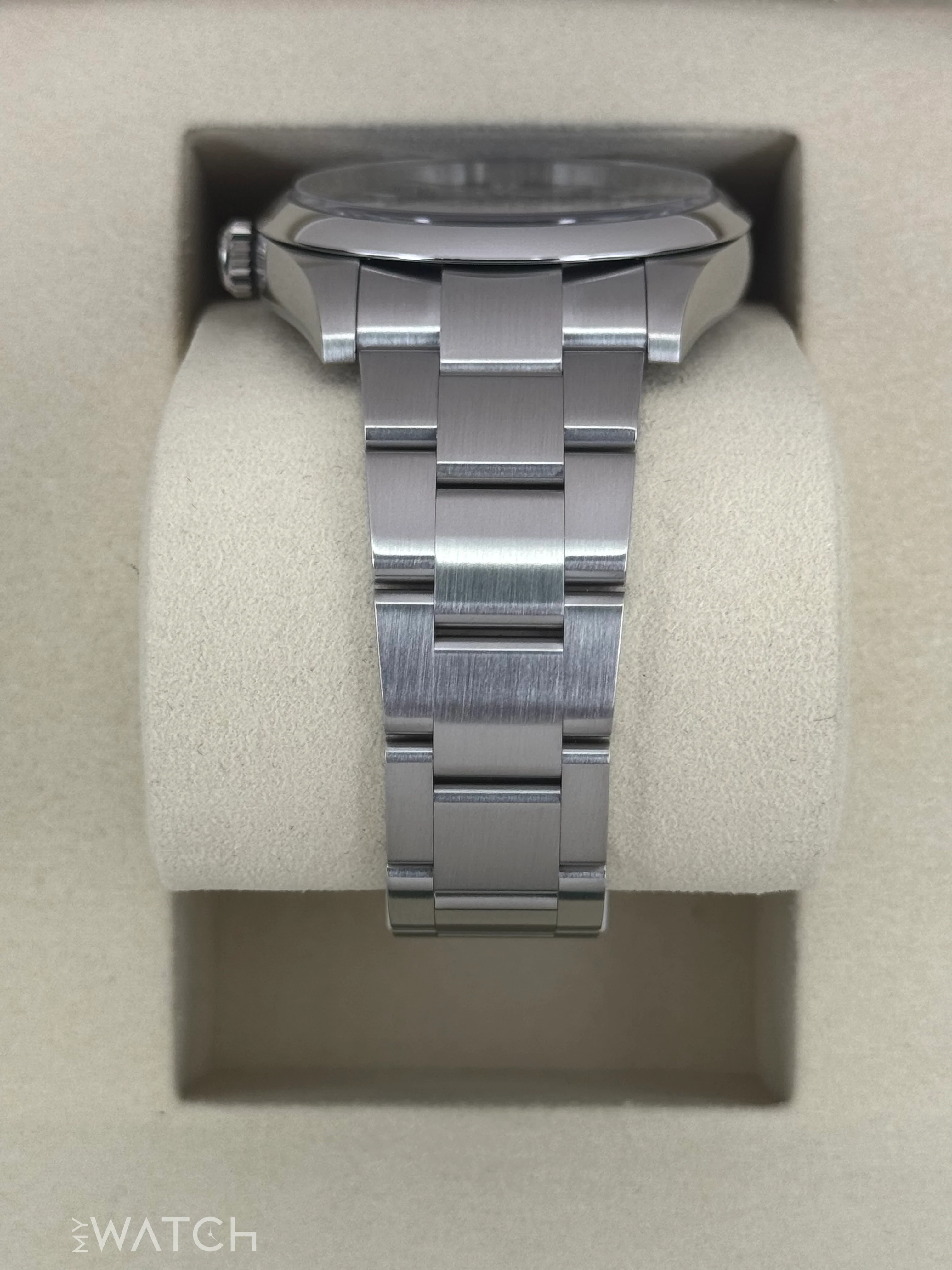 NEW 2025 Rolex Oyster Perpetual 41mm 124300 Blue Dial - Image 4