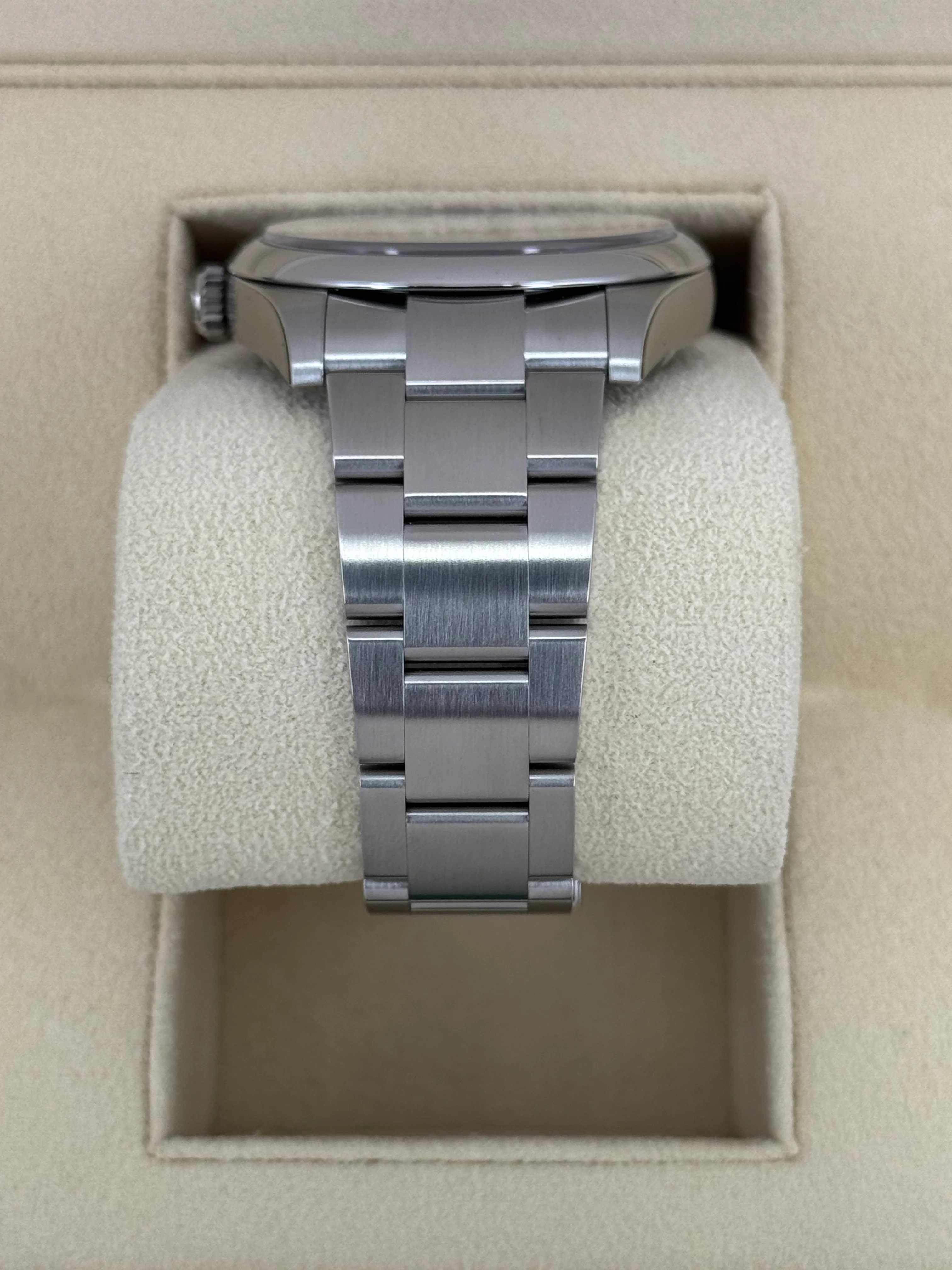 NEW 2024 Rolex Oyster Perpetual 41mm 124300 Celebration Dial - Image 4