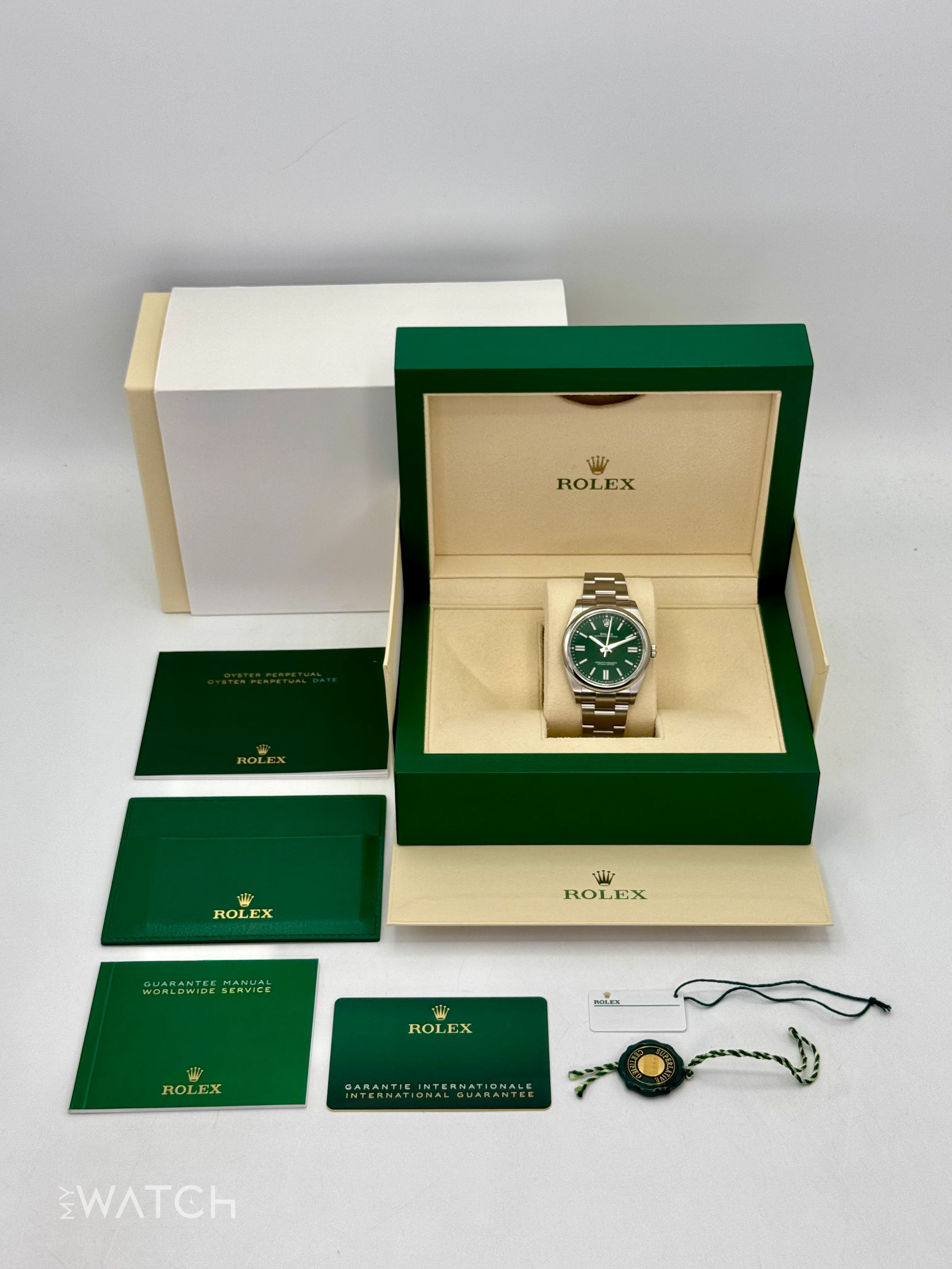 NEW 2025 Rolex Oyster Perpetual 41mm 124300 Green Dial - Image 10