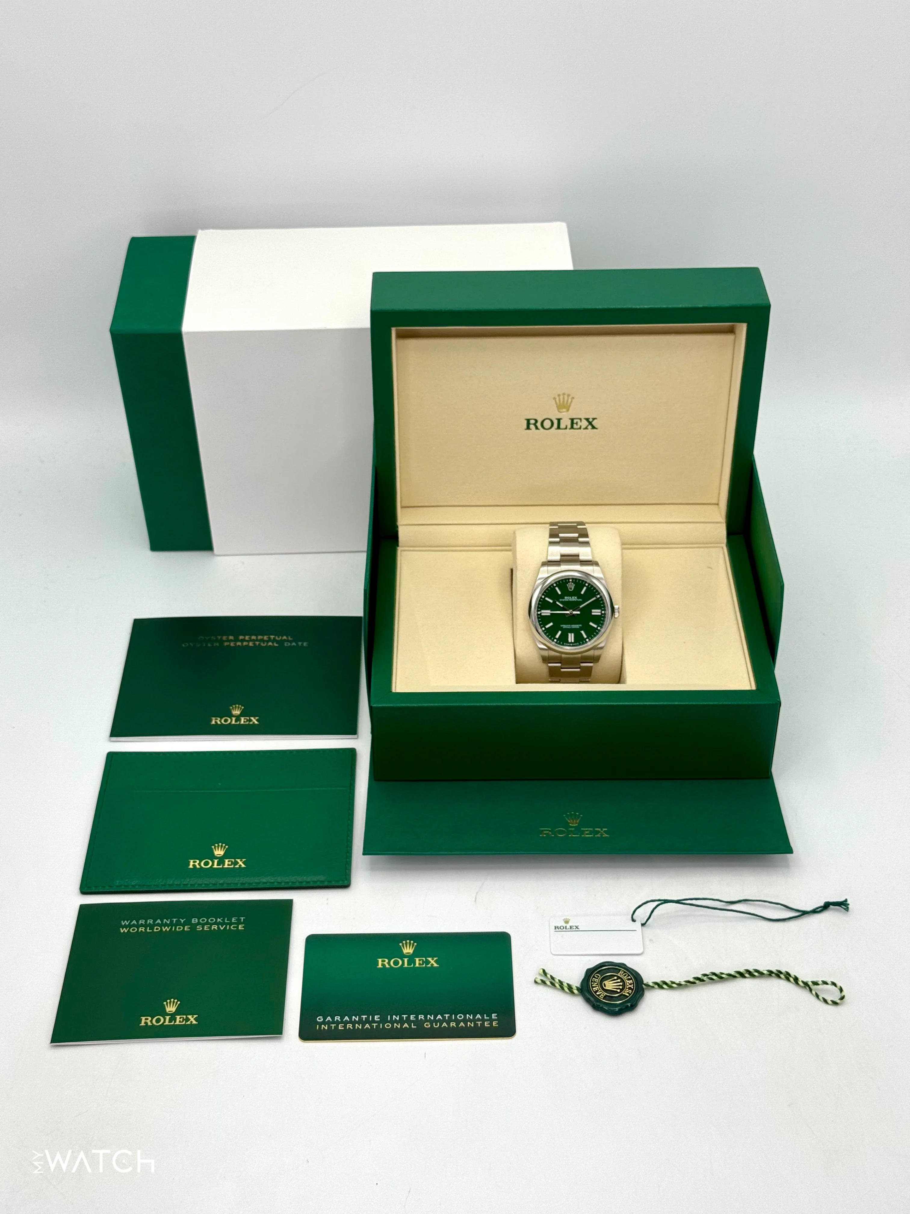 NEW 2025 Rolex Oyster Perpetual 41mm 124300 Green Dial - Image 10