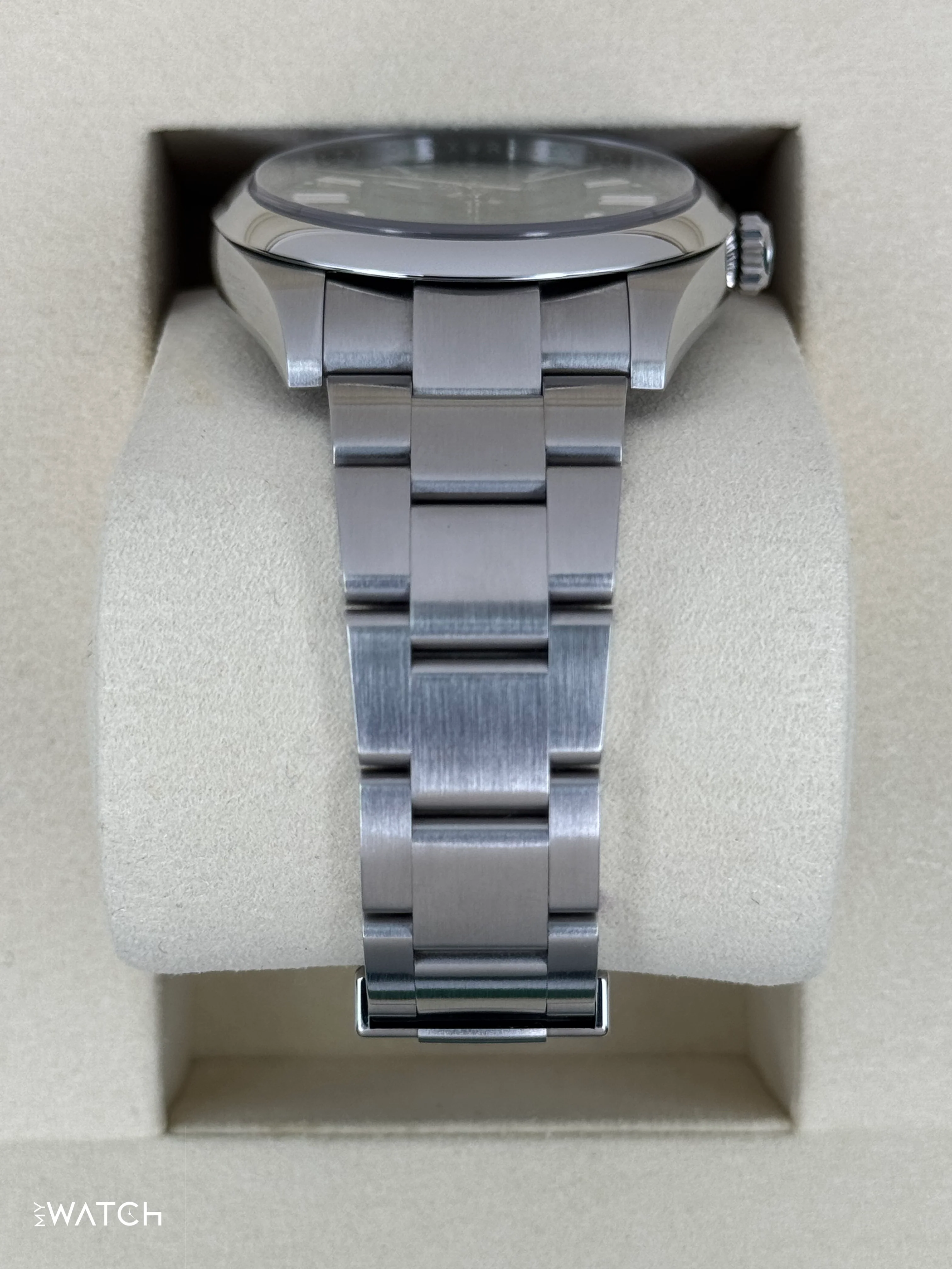 NEW 2025 Rolex Oyster Perpetual 41mm 124300 Green Dial - Image 3