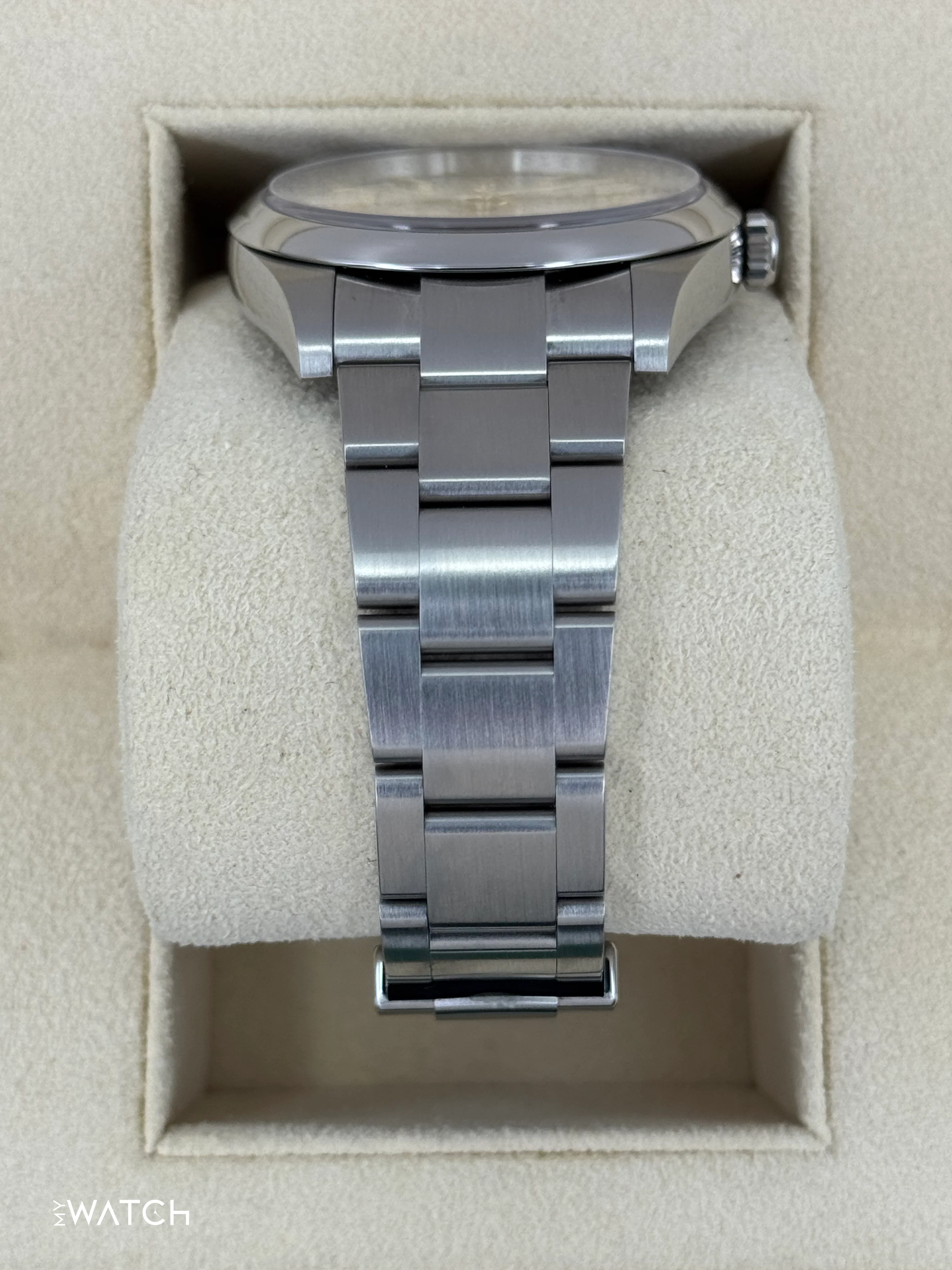 NEW 2025 Rolex Oyster Perpetual 41mm 124300 Silver Dial - Image 3