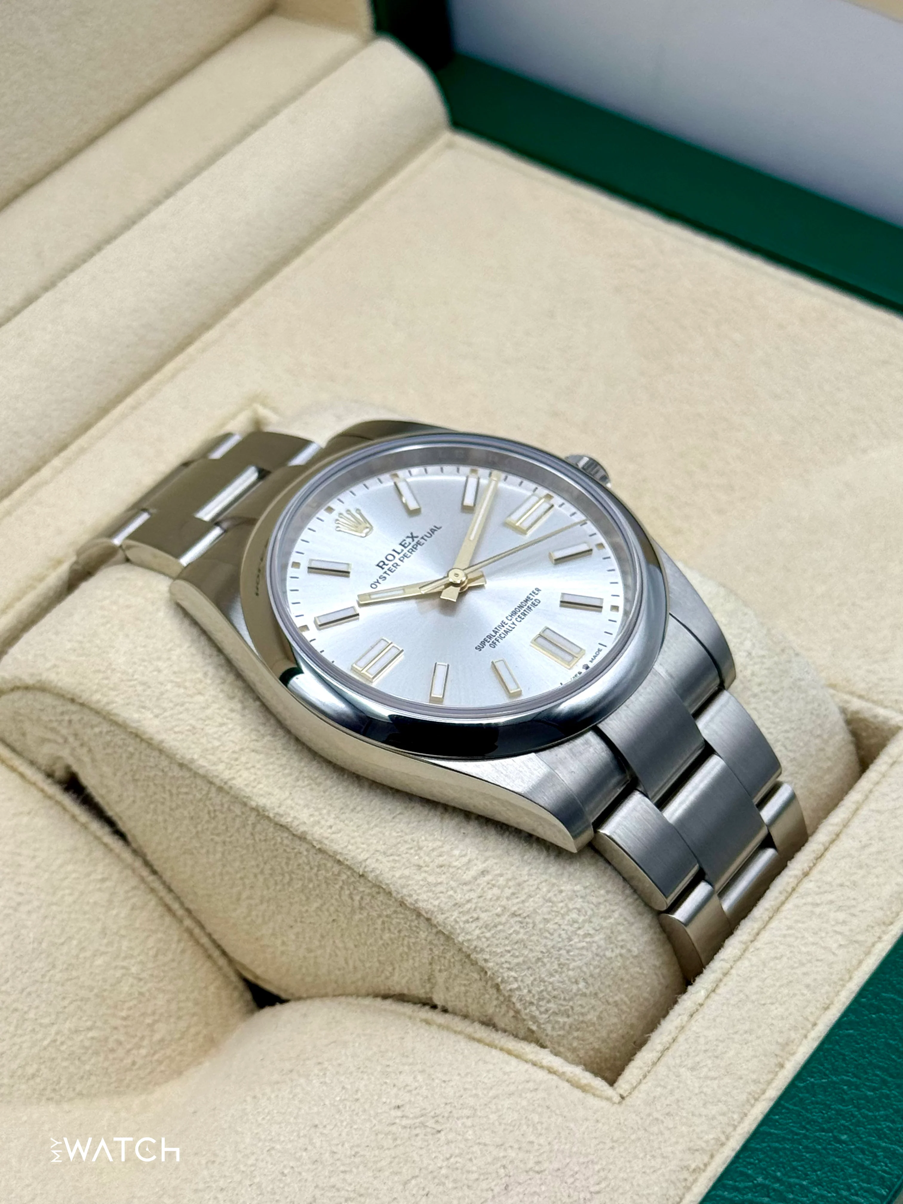 NEW 2025 Rolex Oyster Perpetual 41mm 124300 Silver Dial - Image 6