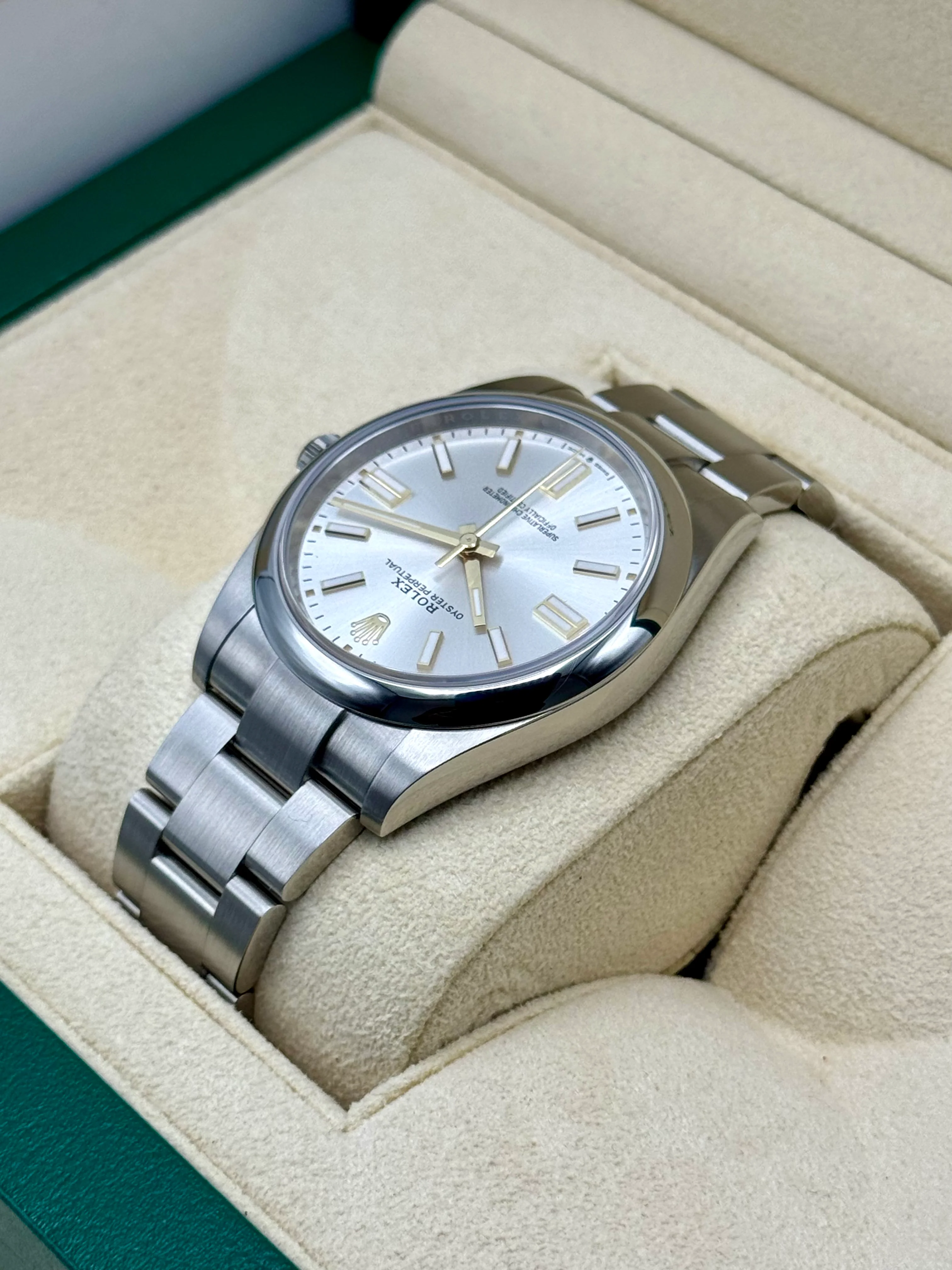 NEW 2025 Rolex Oyster Perpetual 41mm 124300 Silver Dial - Image 7