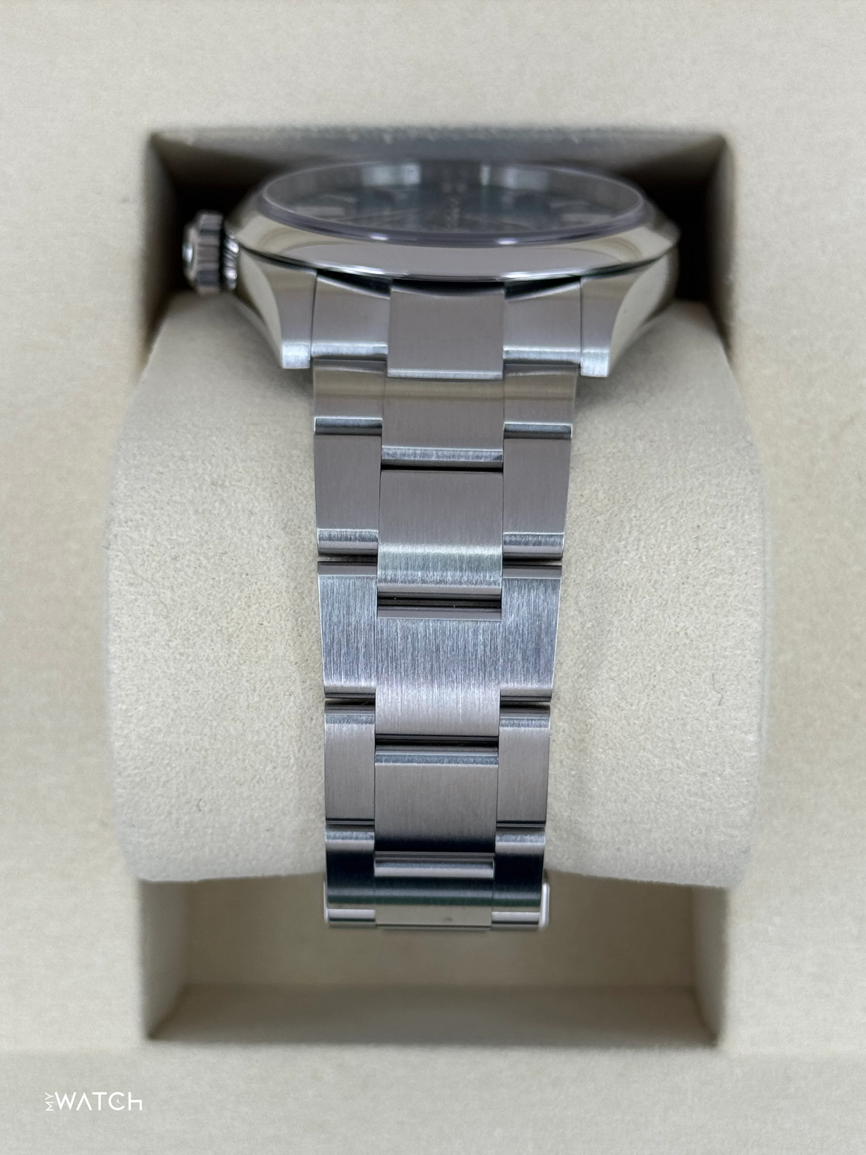 NEW 2025 Rolex Oyster Perpetual 41mm 134300 Med Blue Dial - Image 4