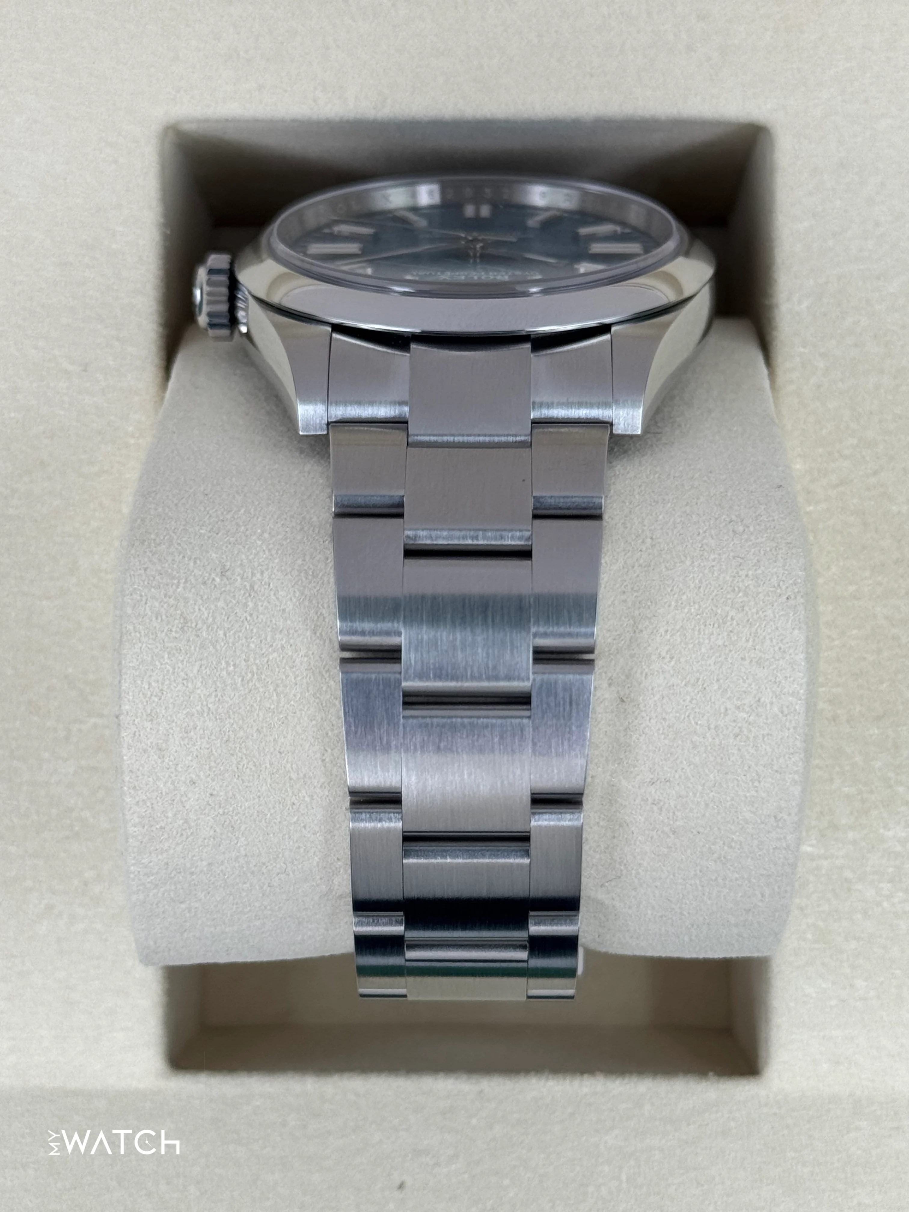 NEW 2025 Rolex Oyster Perpetual 41mm 134300 Med Blue Dial - Image 4