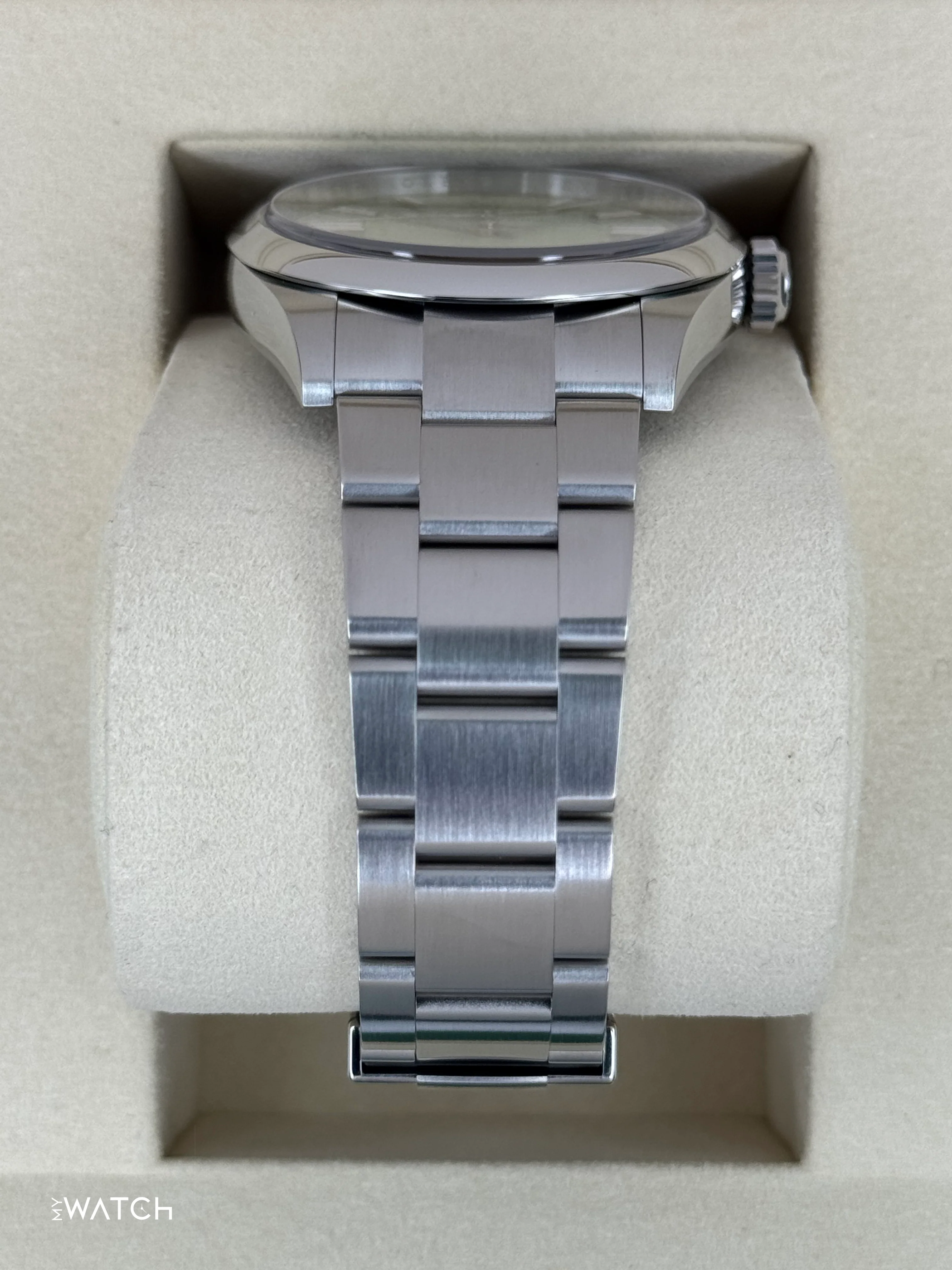 NEW 2025 Rolex Oyster Perpetual 41mm 134300 Pistachio Dial - Image 3