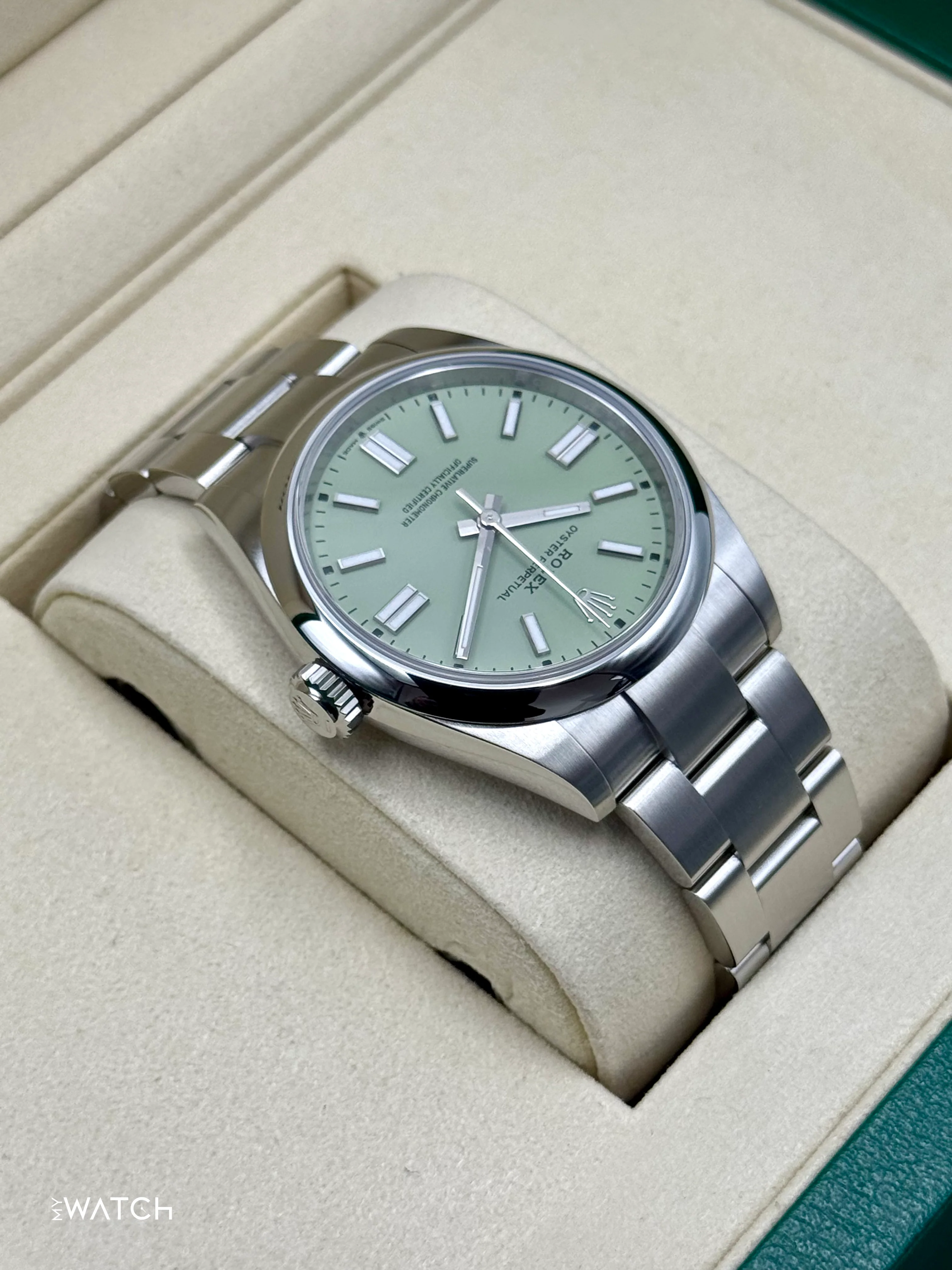 NEW 2025 Rolex Oyster Perpetual 41mm 134300 Pistachio Dial - Image 8