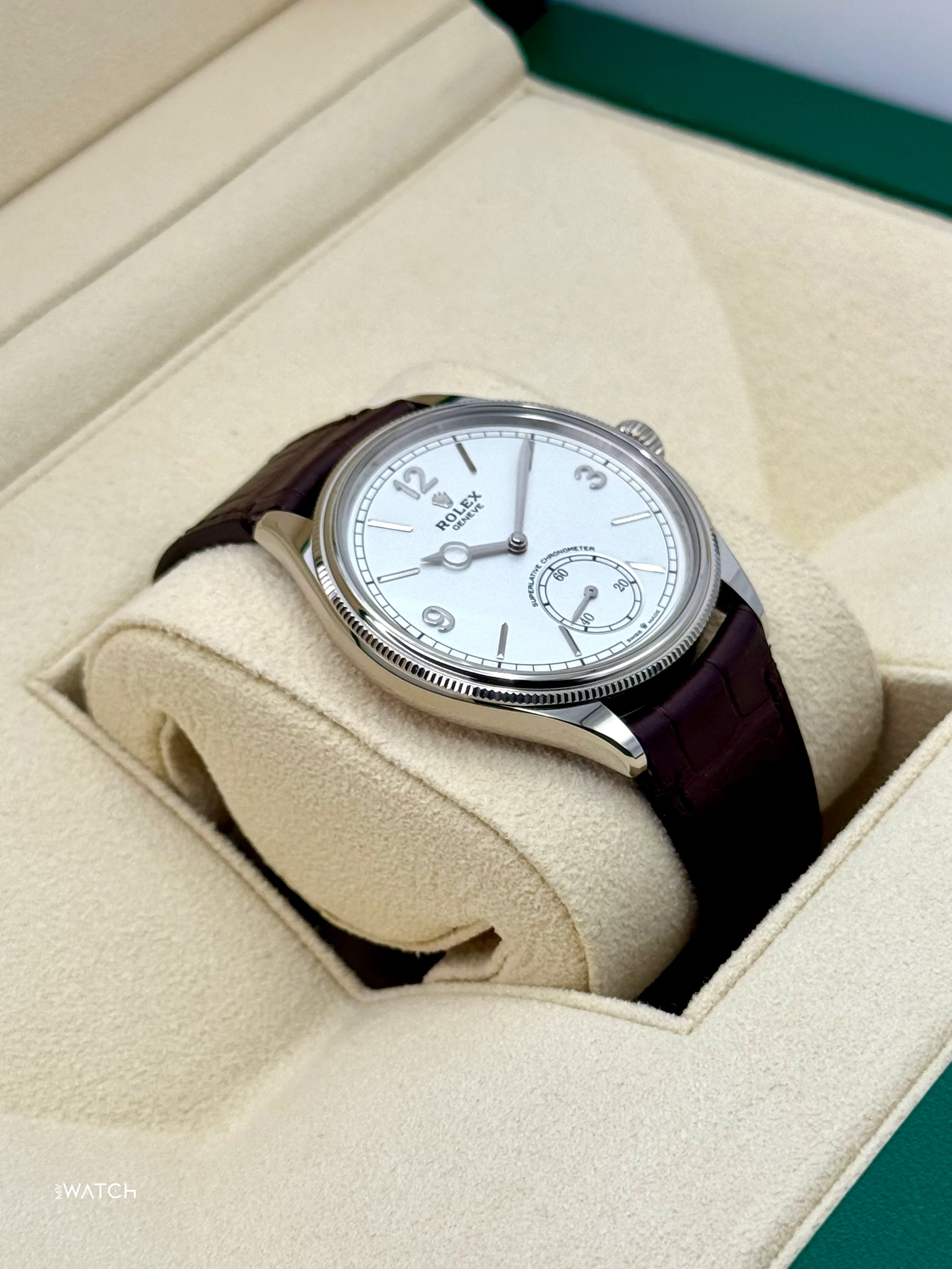 NEW 2025 Rolex Perpetual 1908 39mm 52509 18kt White Gold White Dial - Image 4