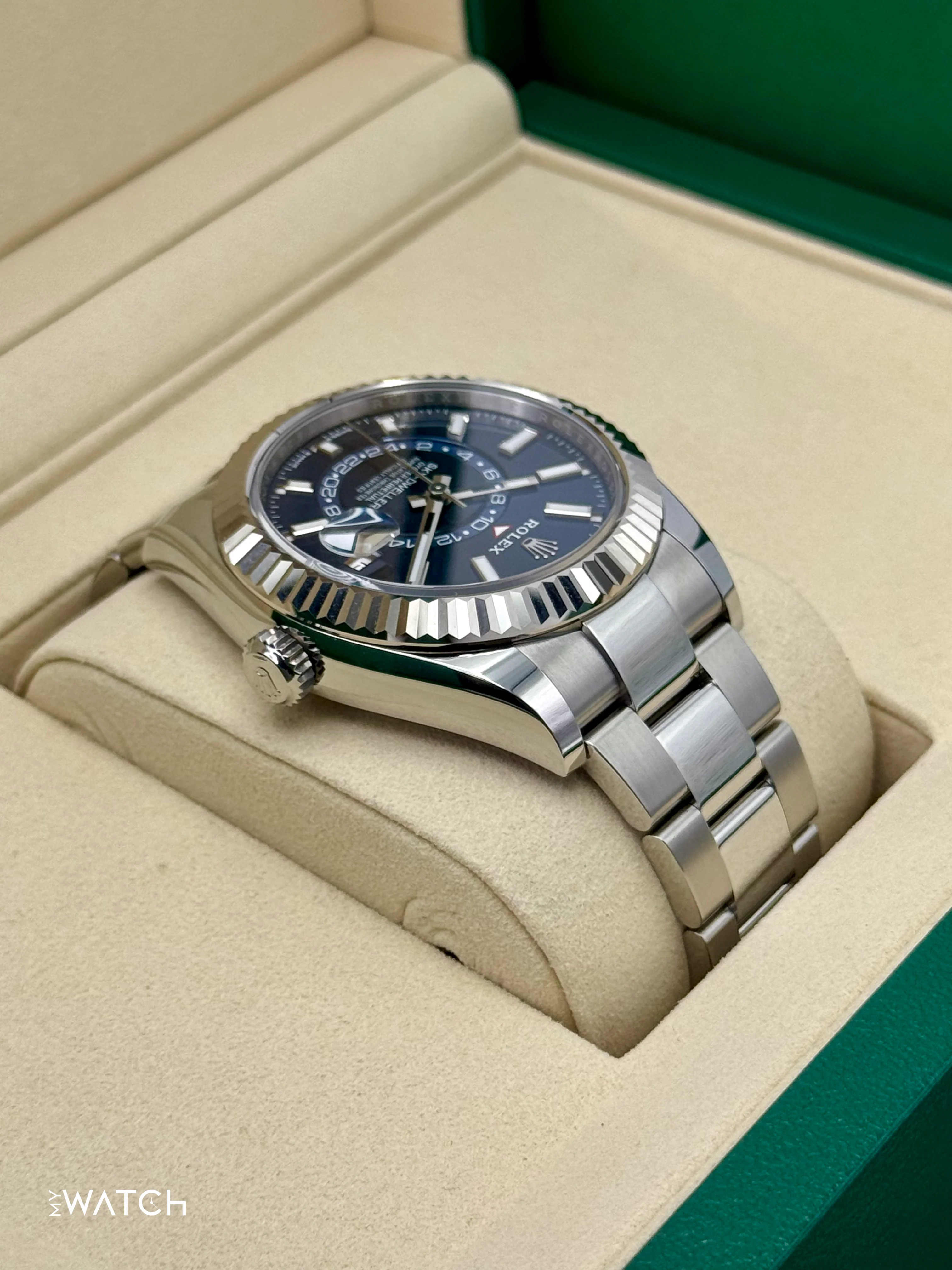 NEW 2025 Rolex Sky-Dweller 42mm 336934 Oyster Blue Dial - Image 8