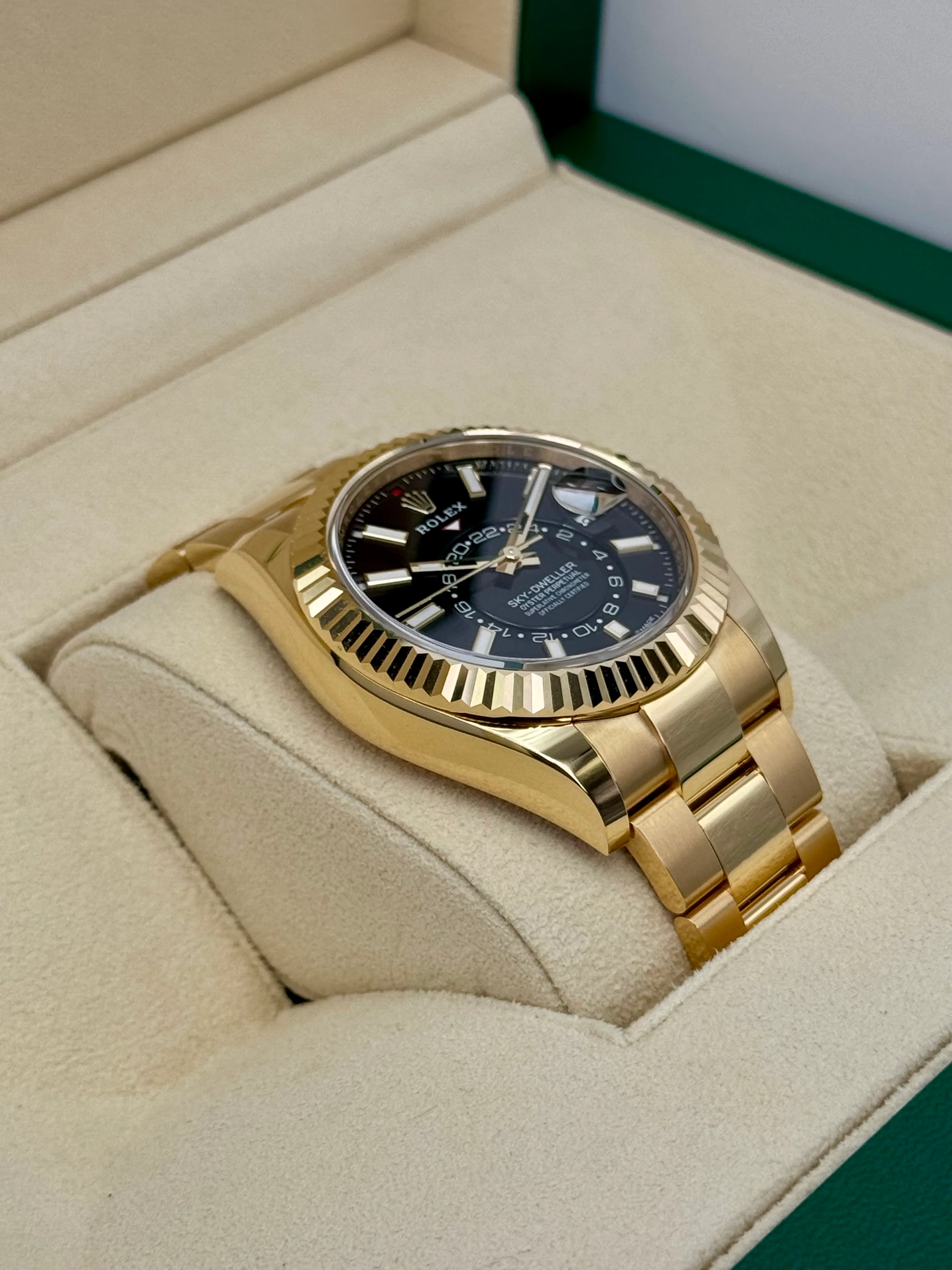 NEW 2025 Rolex Sky-Dweller 42mm 336938 Yellow Gold Oyster Black Dial - Image 6