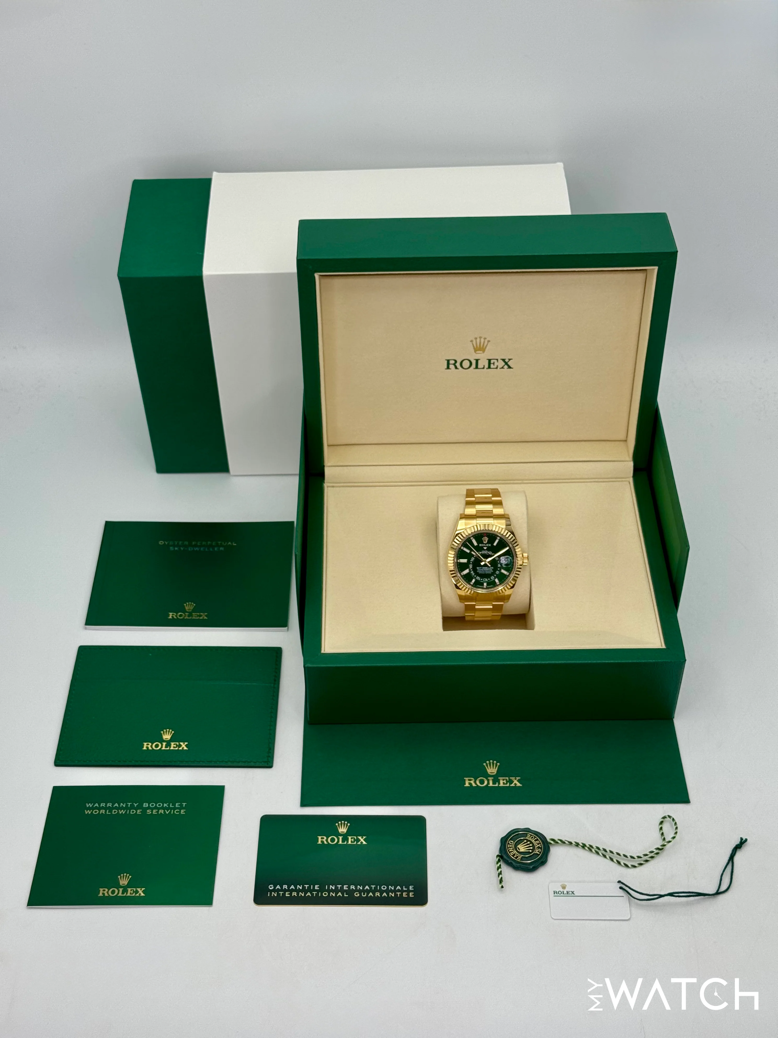 NEW 2025 Rolex Sky-Dweller 42mm 336938 Yellow Gold Oyster Green Dial - Image 10