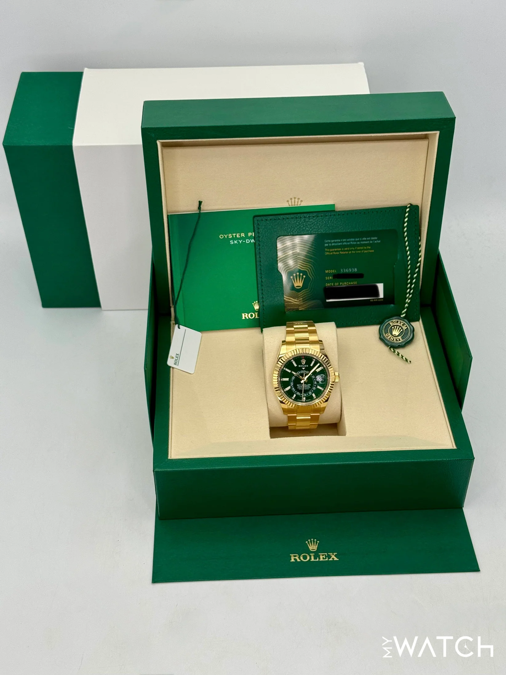 NEW 2025 Rolex Sky-Dweller 42mm 336938 Yellow Gold Oyster Green Dial - Image 9